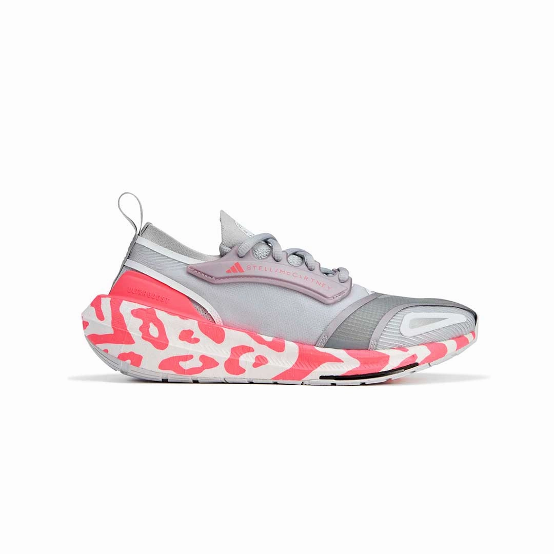 adidas - Women's adidas by Stella McCartney Ultraboost 23 Shoes (IE8721) Moon Running Shoes