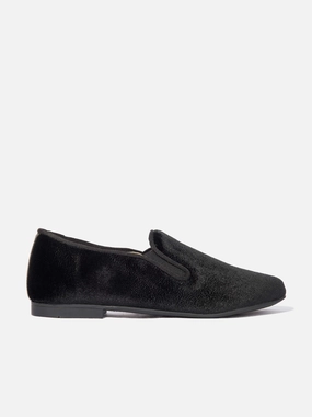 Andanines Boys Velvet Loafers in Black Sporting Loafers