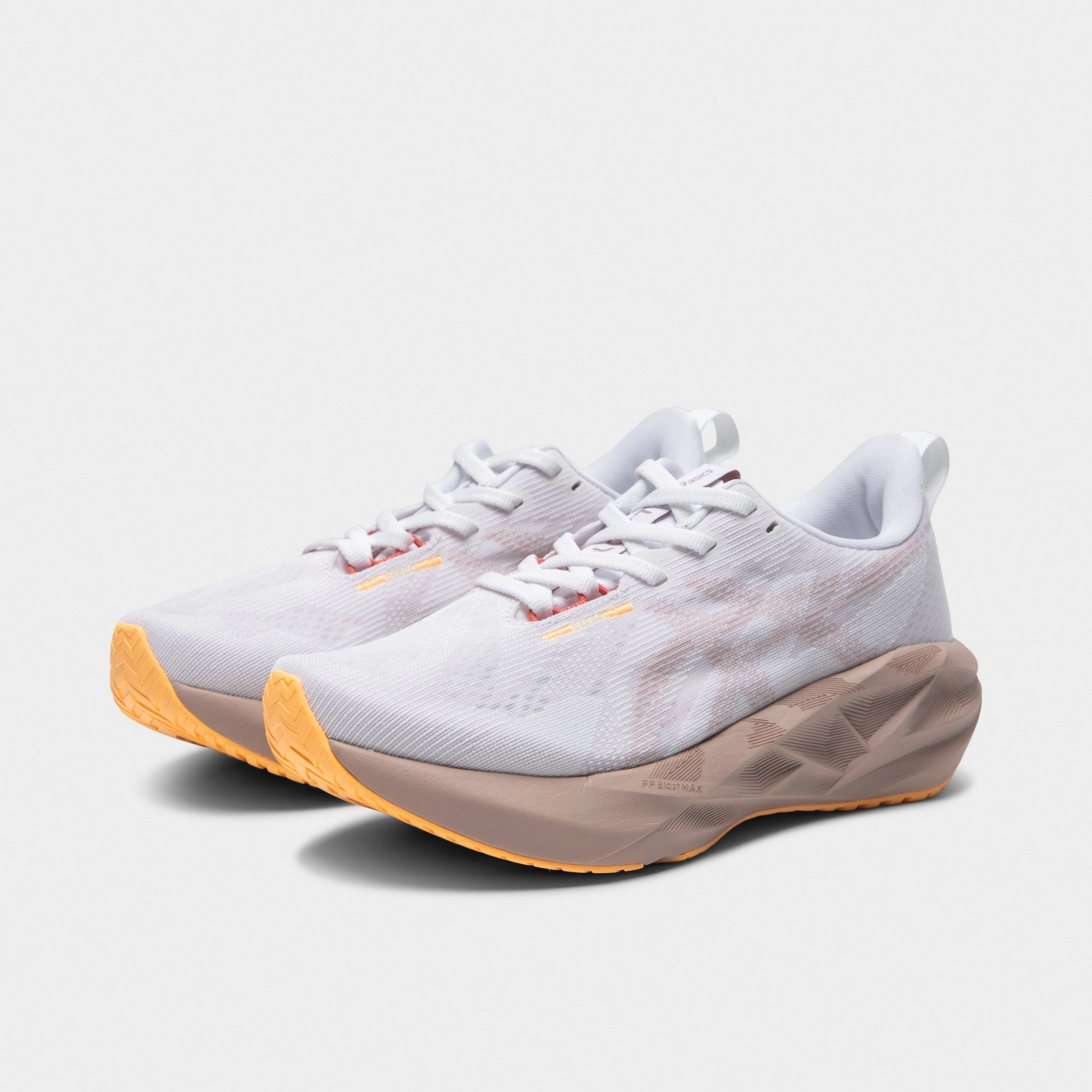 Asics Gel Golf Shoes ASICS Women's Novablast 5 White / Fawn