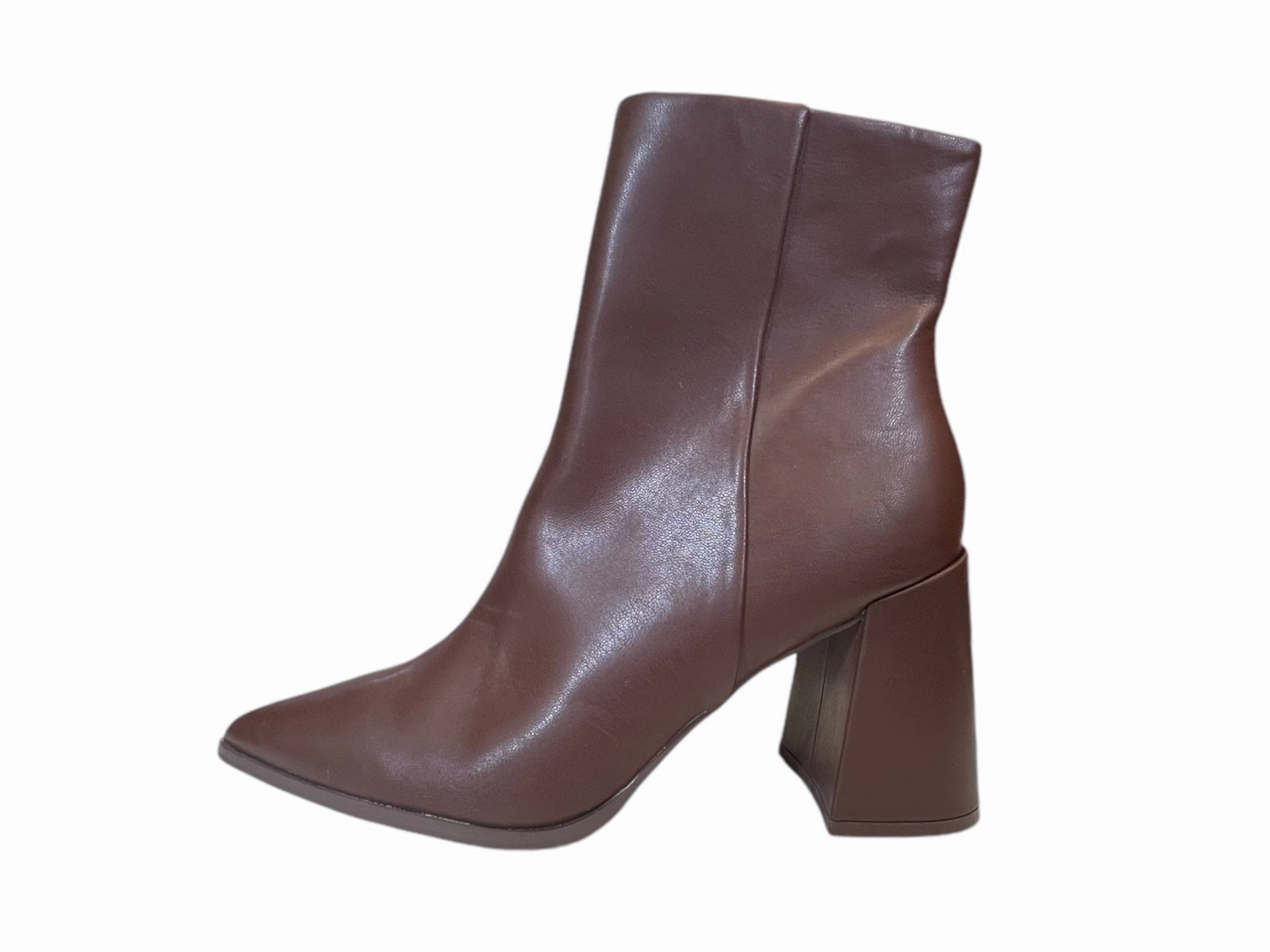 Quad Roller Boots Boots Mid-calf Flats By Clothes Mentor In Brown, Size: 10