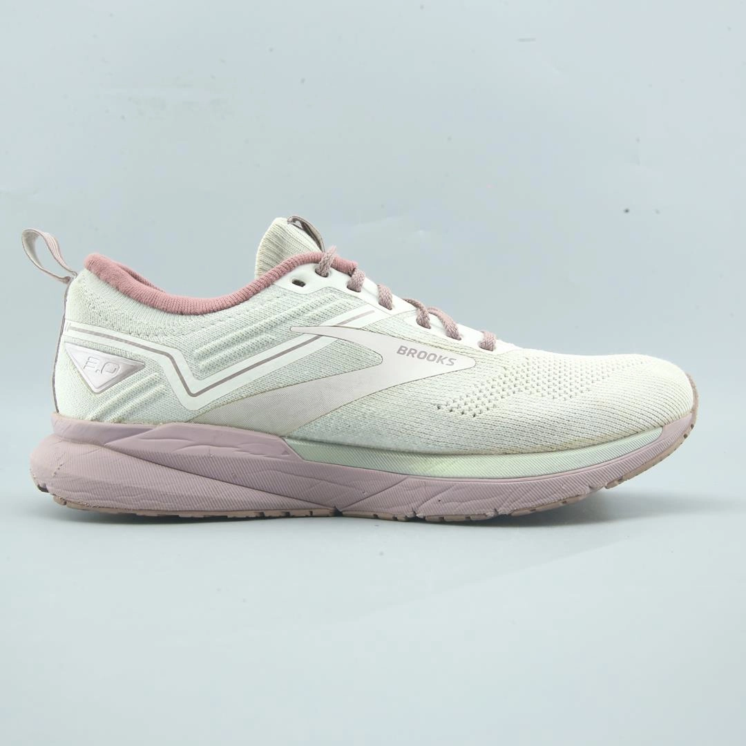 BROOKS RICOCHET 3 Good Running Shoes For Pain