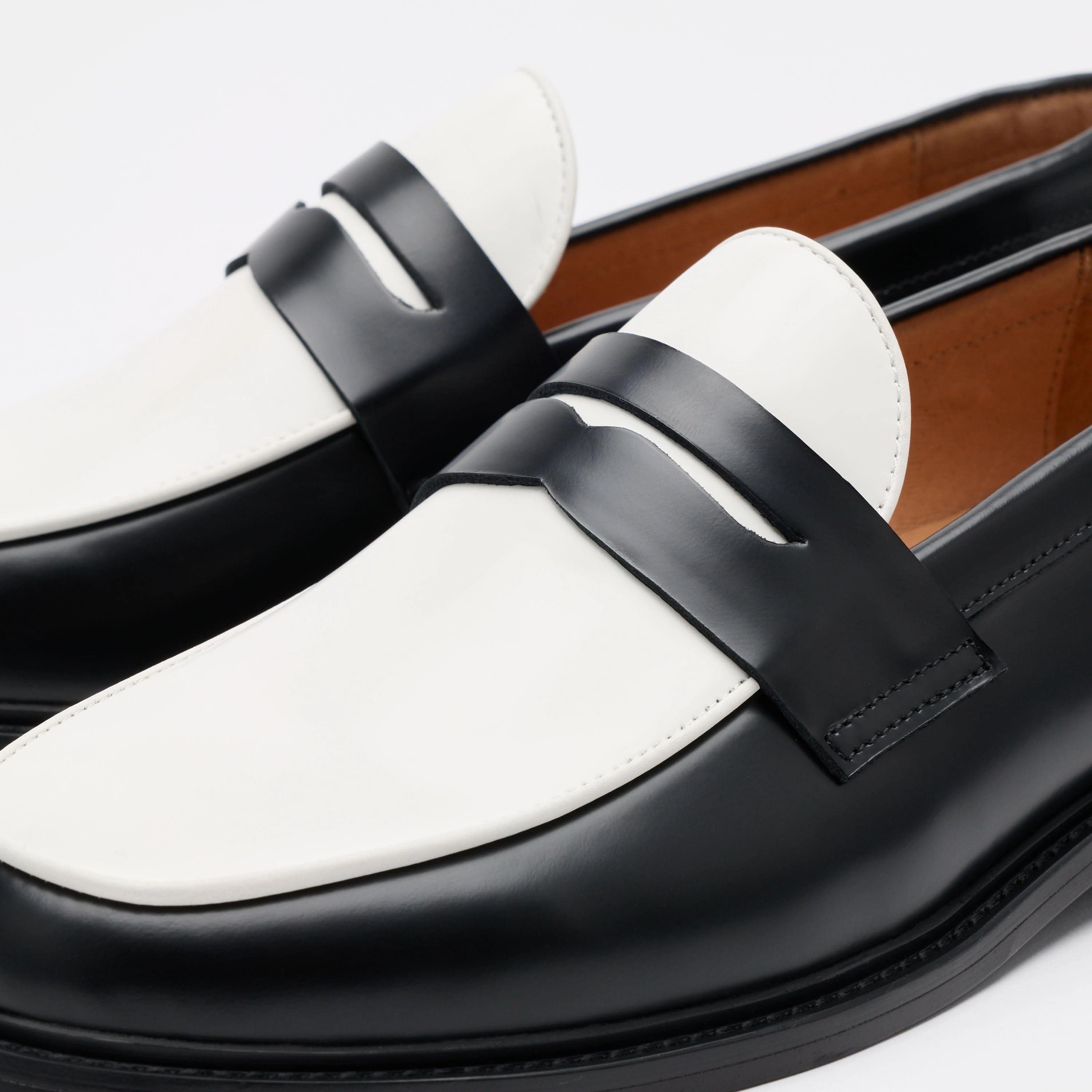 Best Bit Loafers Calum Black/White Calf Leather Penny Loafers