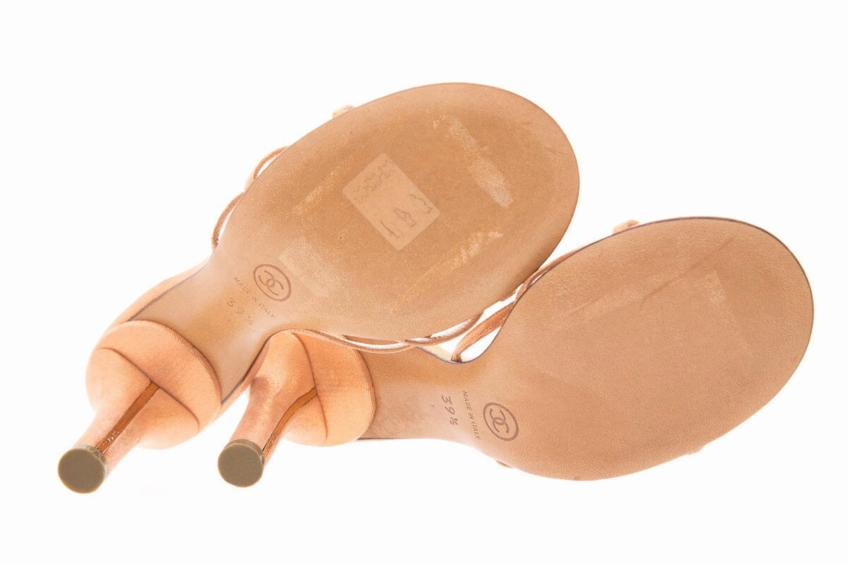High Heel Ball Of Foot Cushions Chanel Peach Shimmer & Shell Detail Heels  SZ 39.5