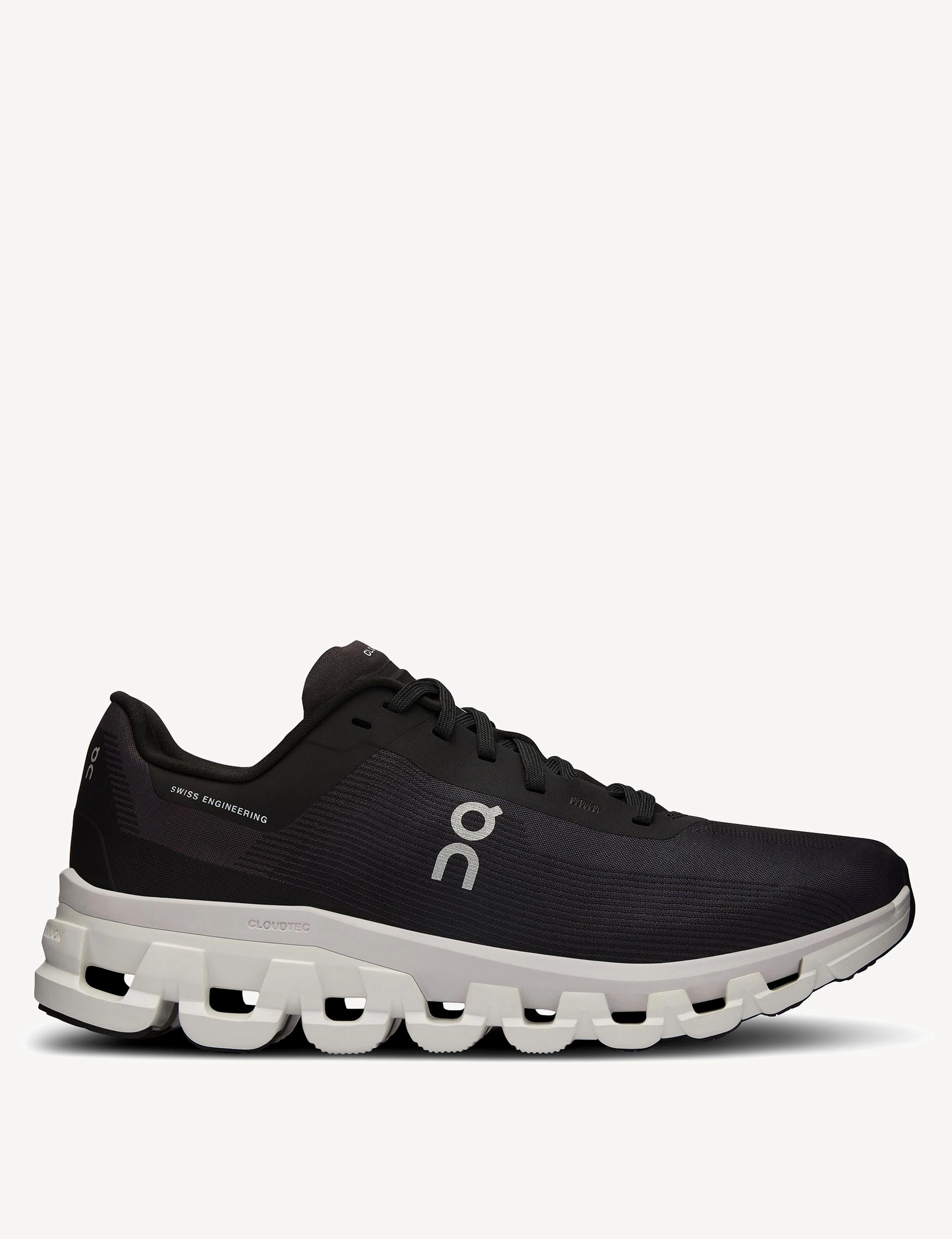Cloudflow 4 - Black/White Trending Running Shoes