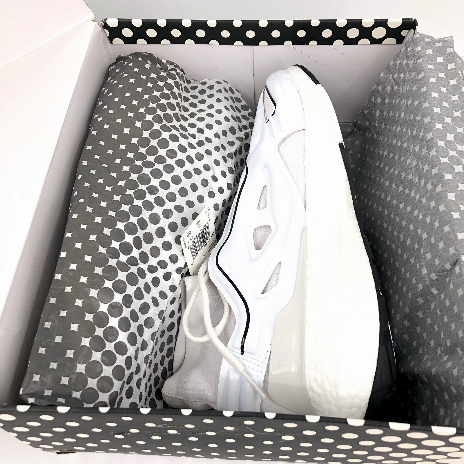 Yeezy Shoes 350 Adidas ADIDAS STELLA MCCARTNEY Womens Ultraboost 22 Athletic Shoes 10.5 White Black NIB