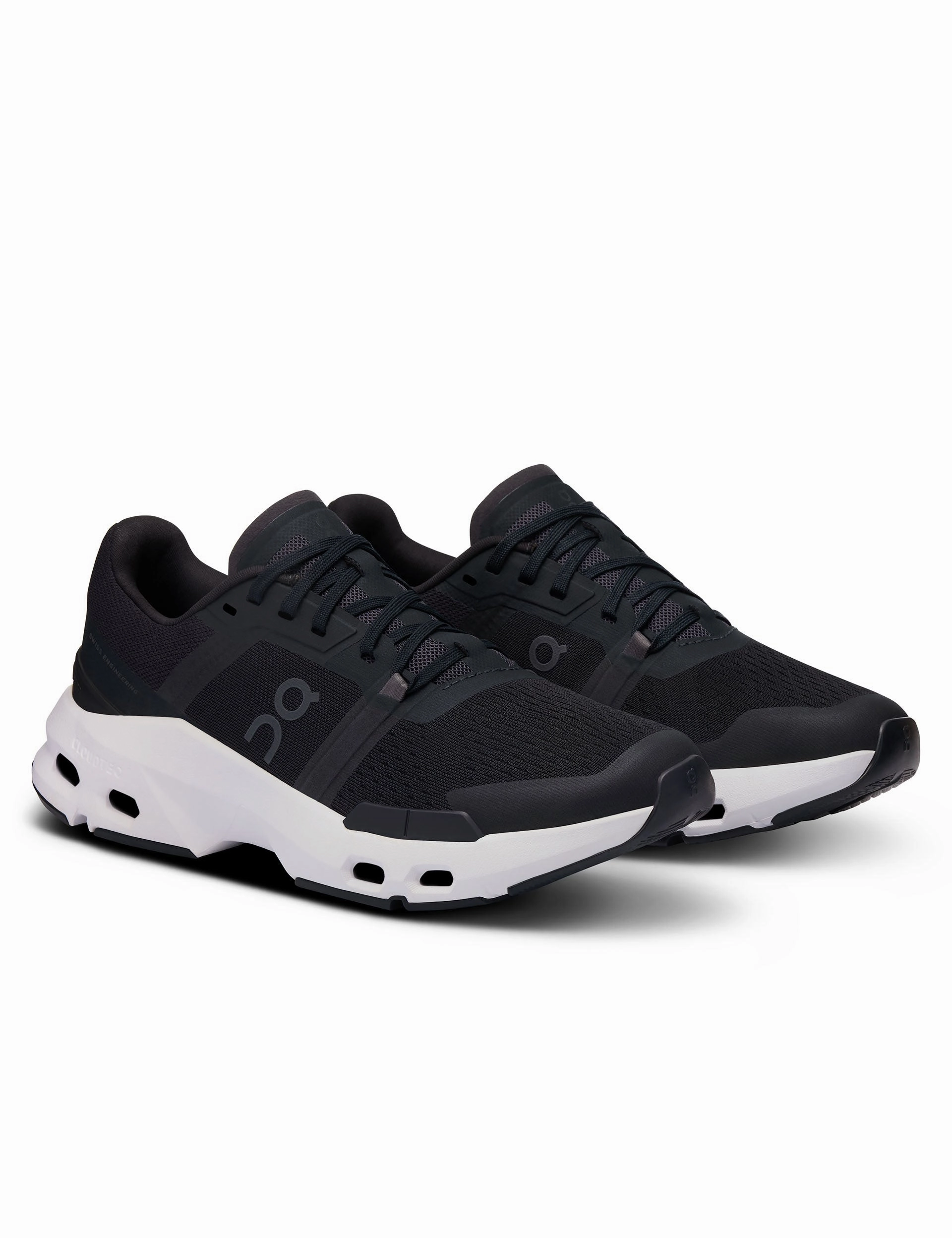 Most Comfort Running Shoes Cloudpulse - Black/White