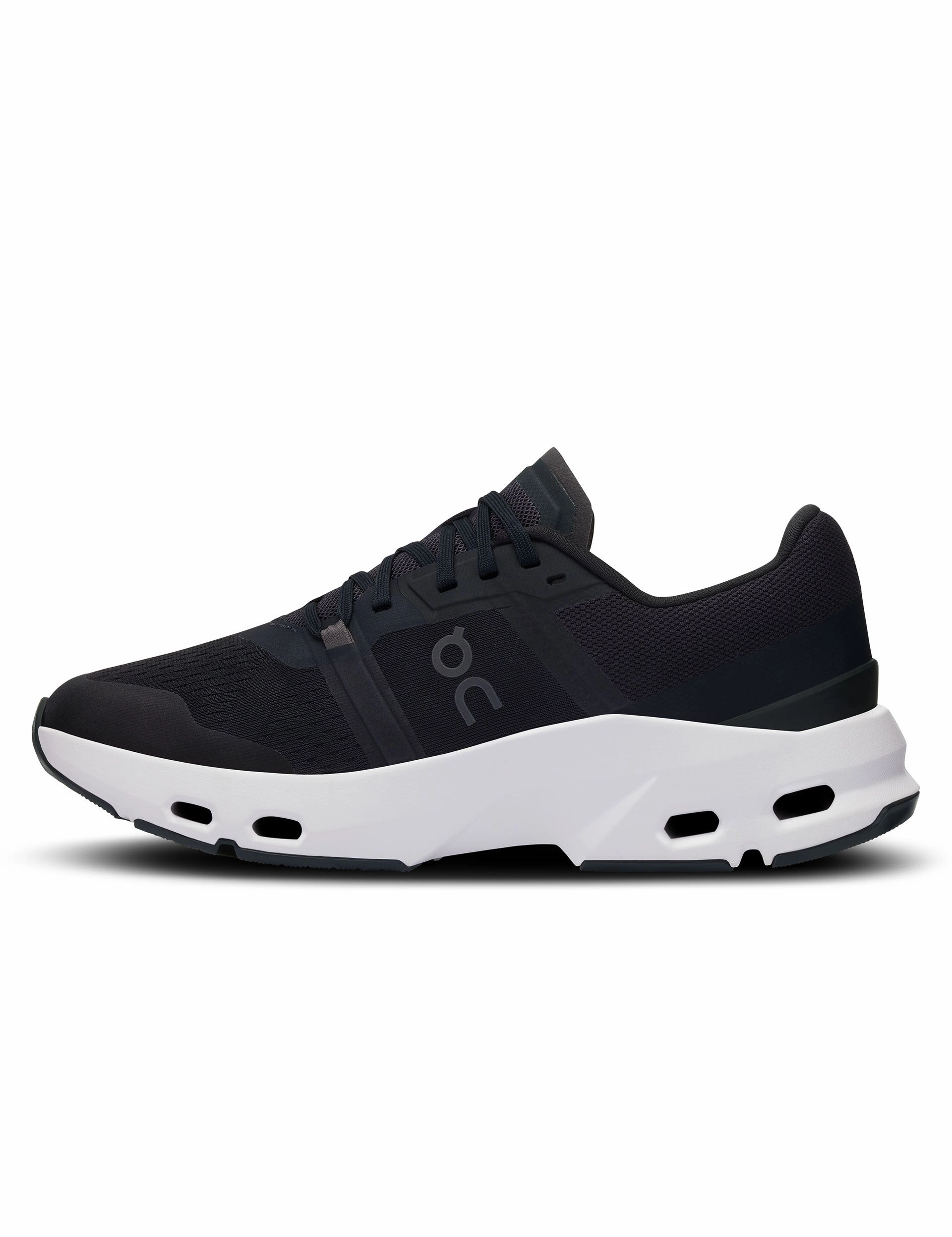 Cloudpulse - Black/White Running Shoes Png