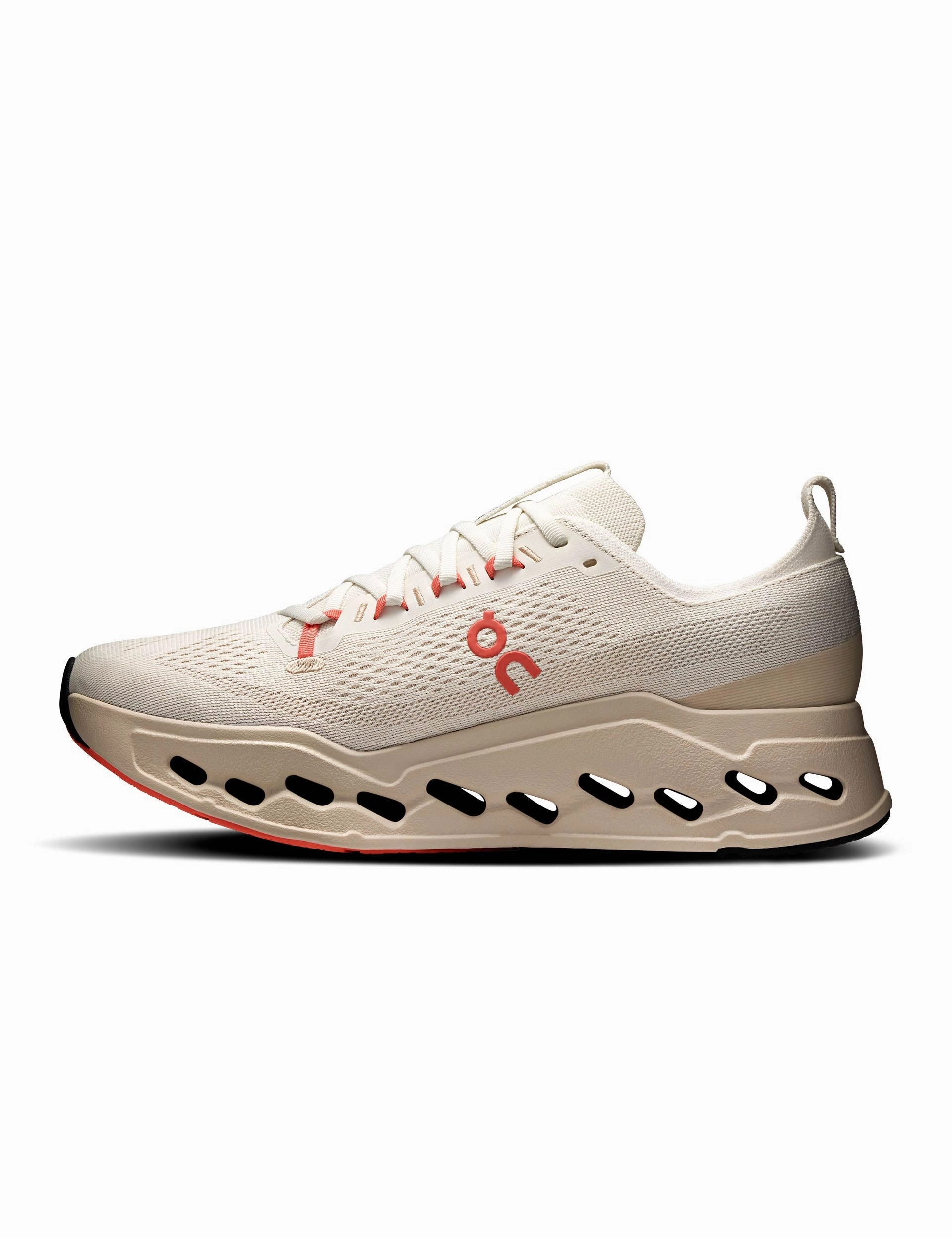 Racer Tr21 Running Shoe Cloudsurfer Max - Ivory/Salmon