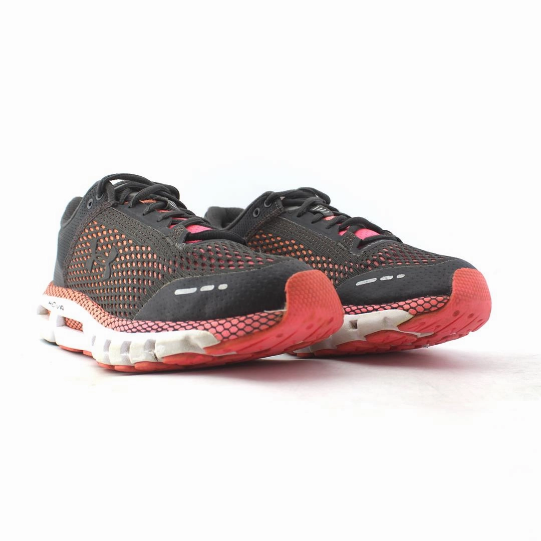 Cloudnova Running Shoes UNDER ARMOUR HOVR INFINITE
