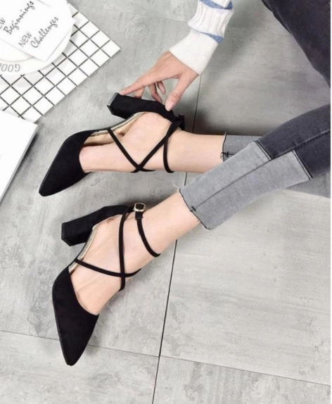  - Crossed Straps Roman Heel Sandals Shoes Heel Boot