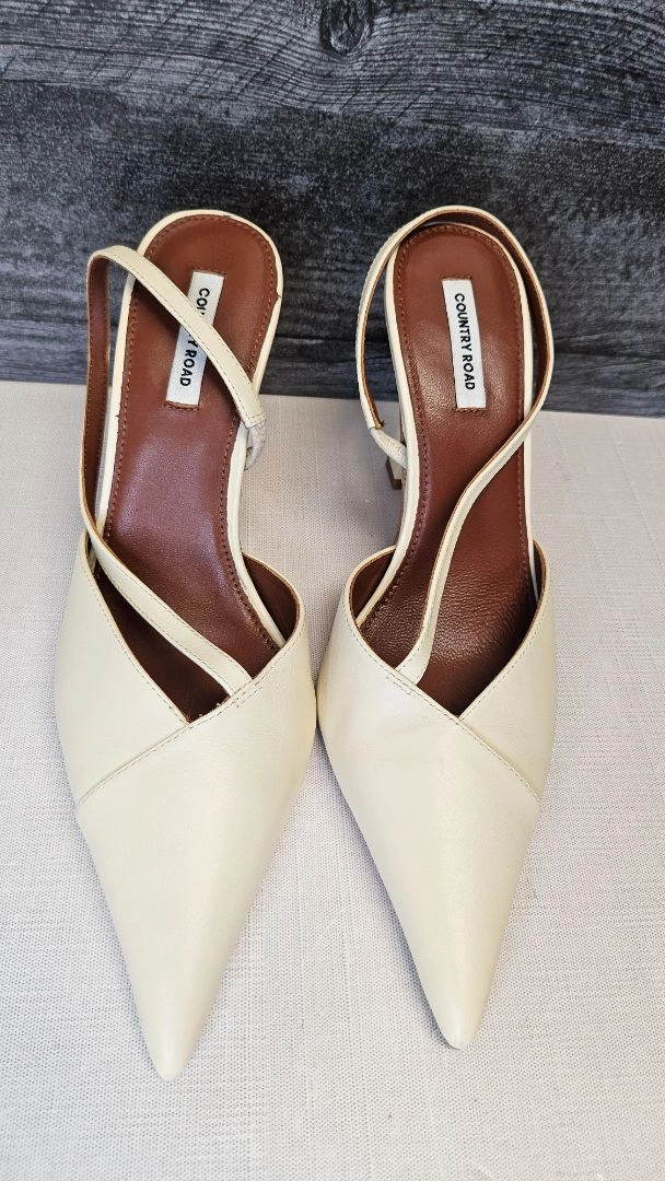 Country Road Butter Lemon Pointy Toe Heel (39) Mary Jane High Heels