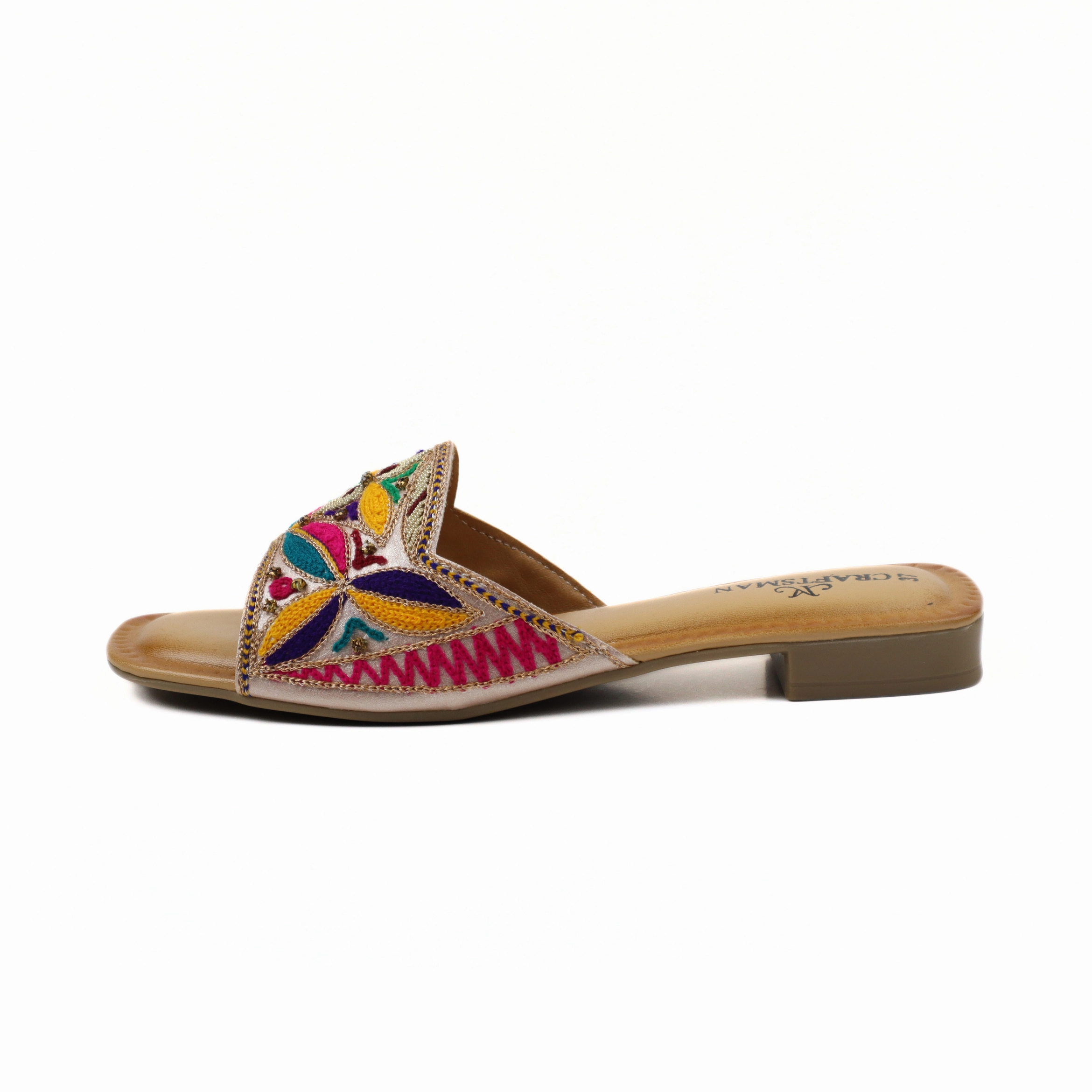 Jenna Ortega In Heels CRAFTSMAN WOMENS SANDALS