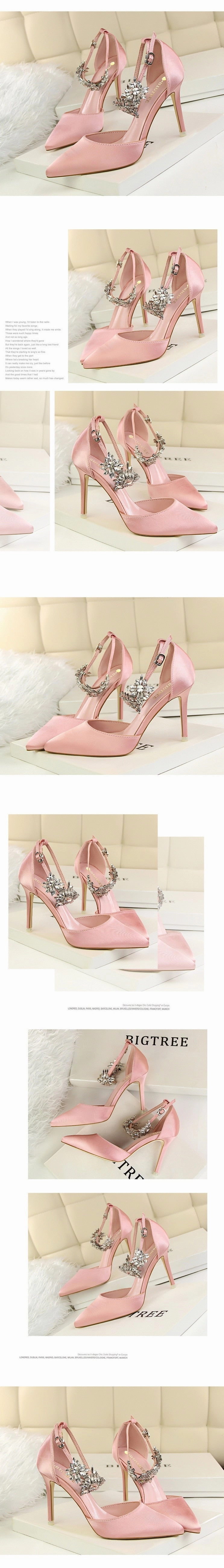 High  Elegant Crystal Pearl Pointed Toe Shoe