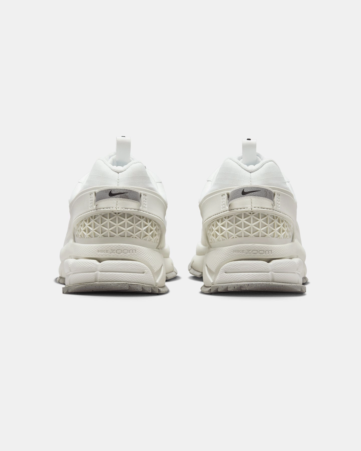 Nike Shoe Tennis Nike Women's Zoom Vomero Roam Summit White/Summit White