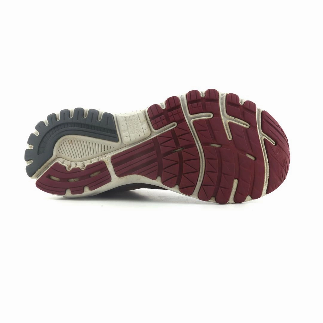 BROOKS ADRENALINE GTS 20 Good Running Shoes For Heavy Runners