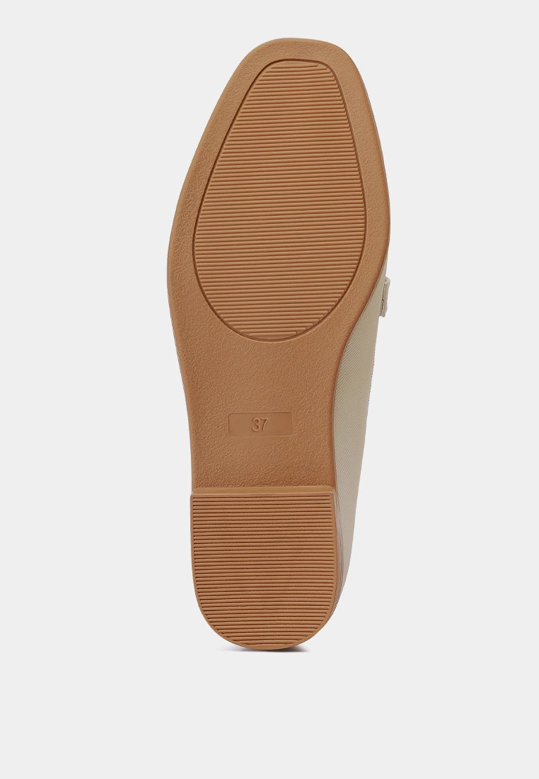 Flat Shoes With Flowers fable horsebit embellished flat loafers