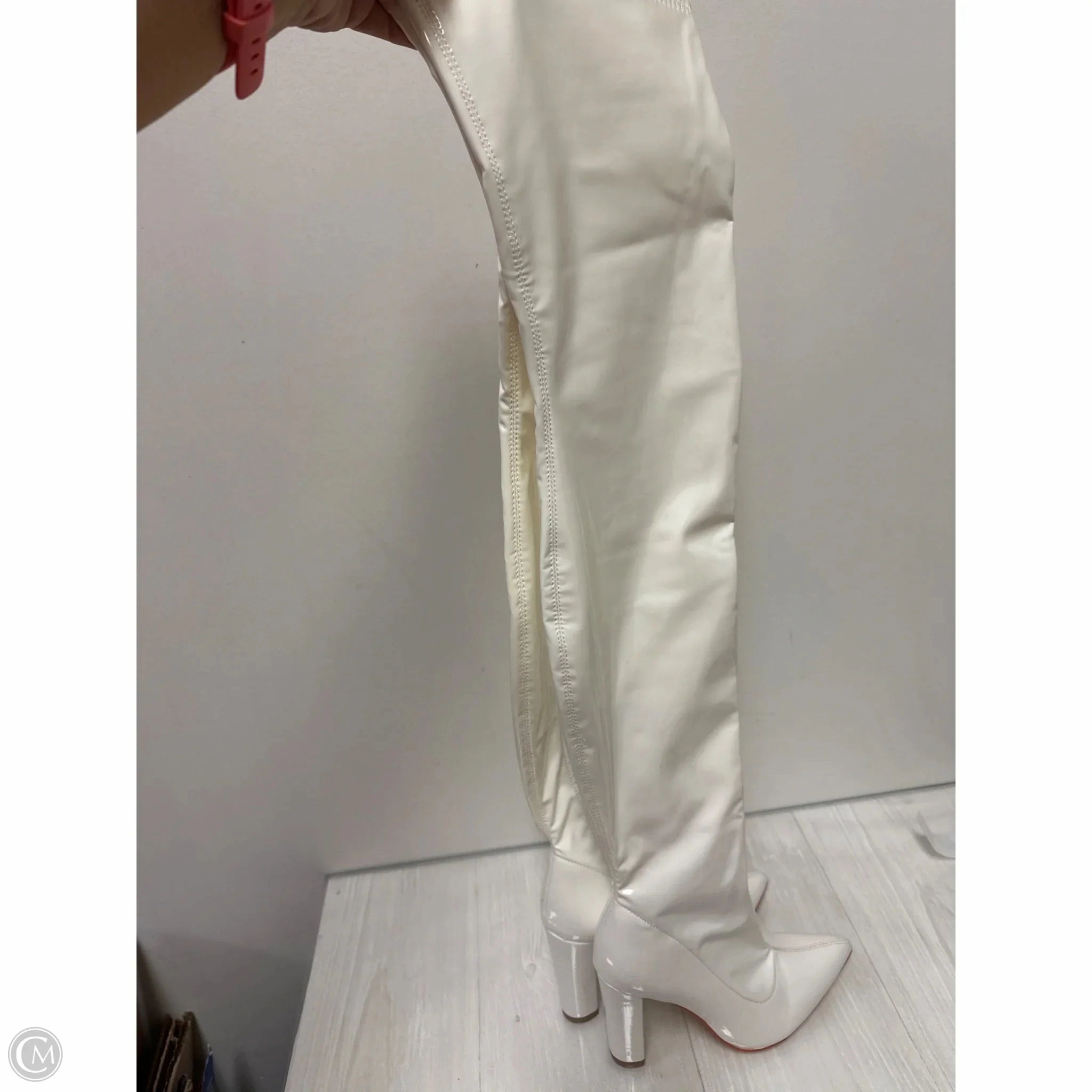 Green Thigh High Boots Boots Over-the-knee Heels By Clothes Mentor In White, Size: 7.5