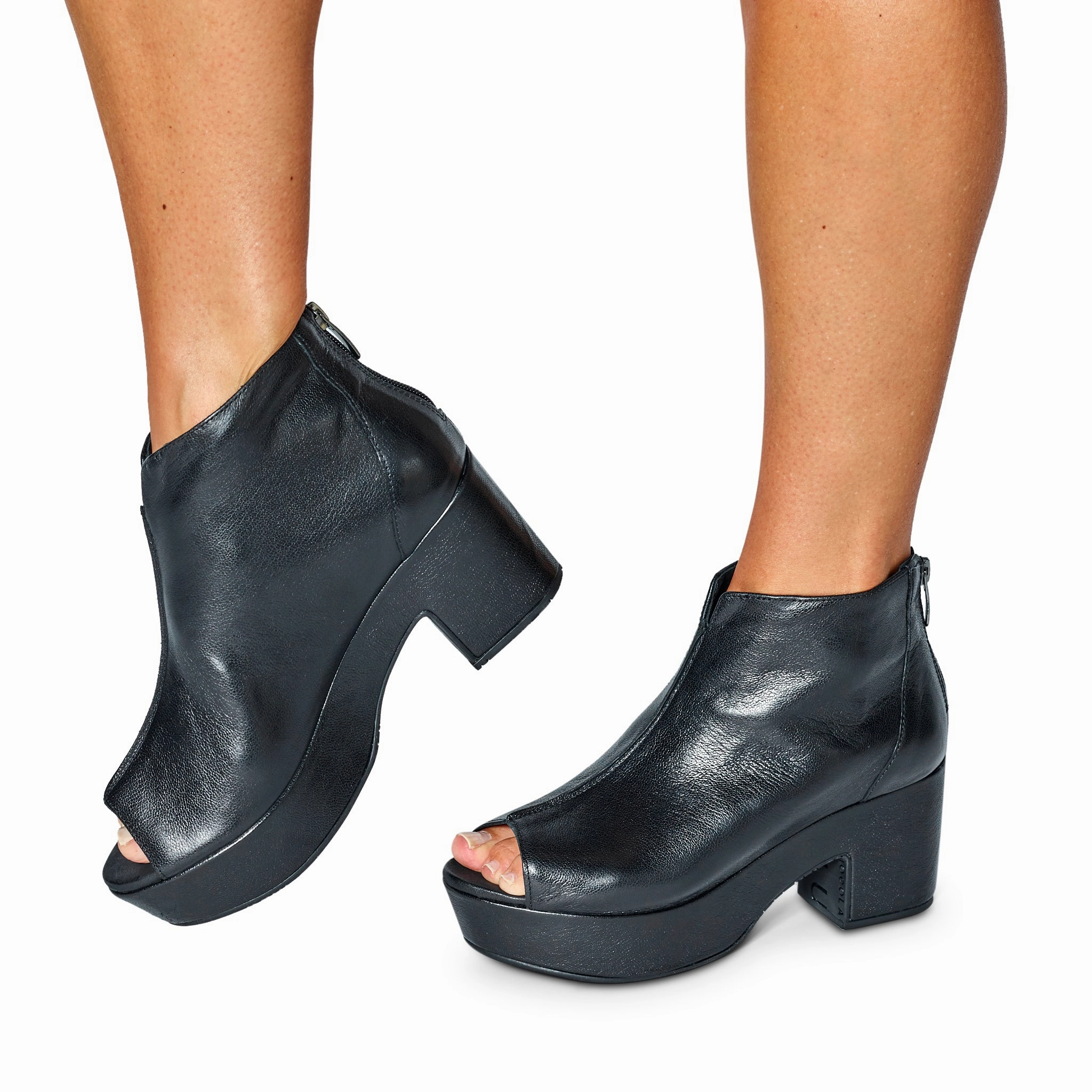 Gion Low Heel Thigh High Boots