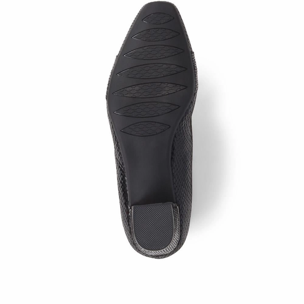 Evolv Climbing Shoes Size Guide Heeled Court Shoe - WK38019 / 324 234 - Black Snake