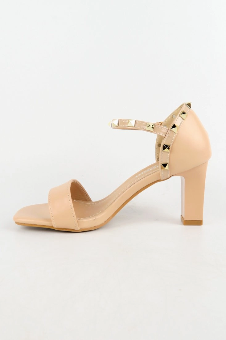 High Heels And Tits    - Heeled Sandals