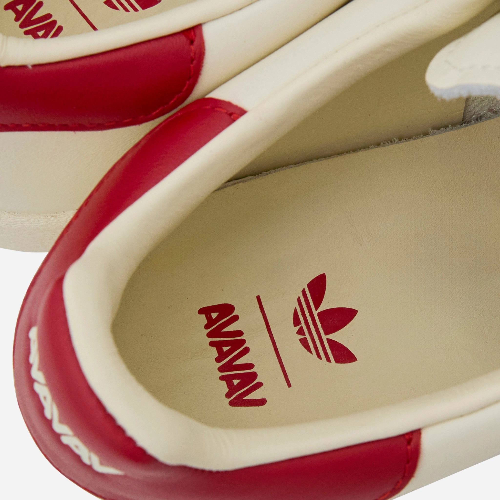 Avavav x Women's Superfinger Superstar Better Scarlet | Cream White | Better Scarlet Adidas Ultraboost 5x Shoes