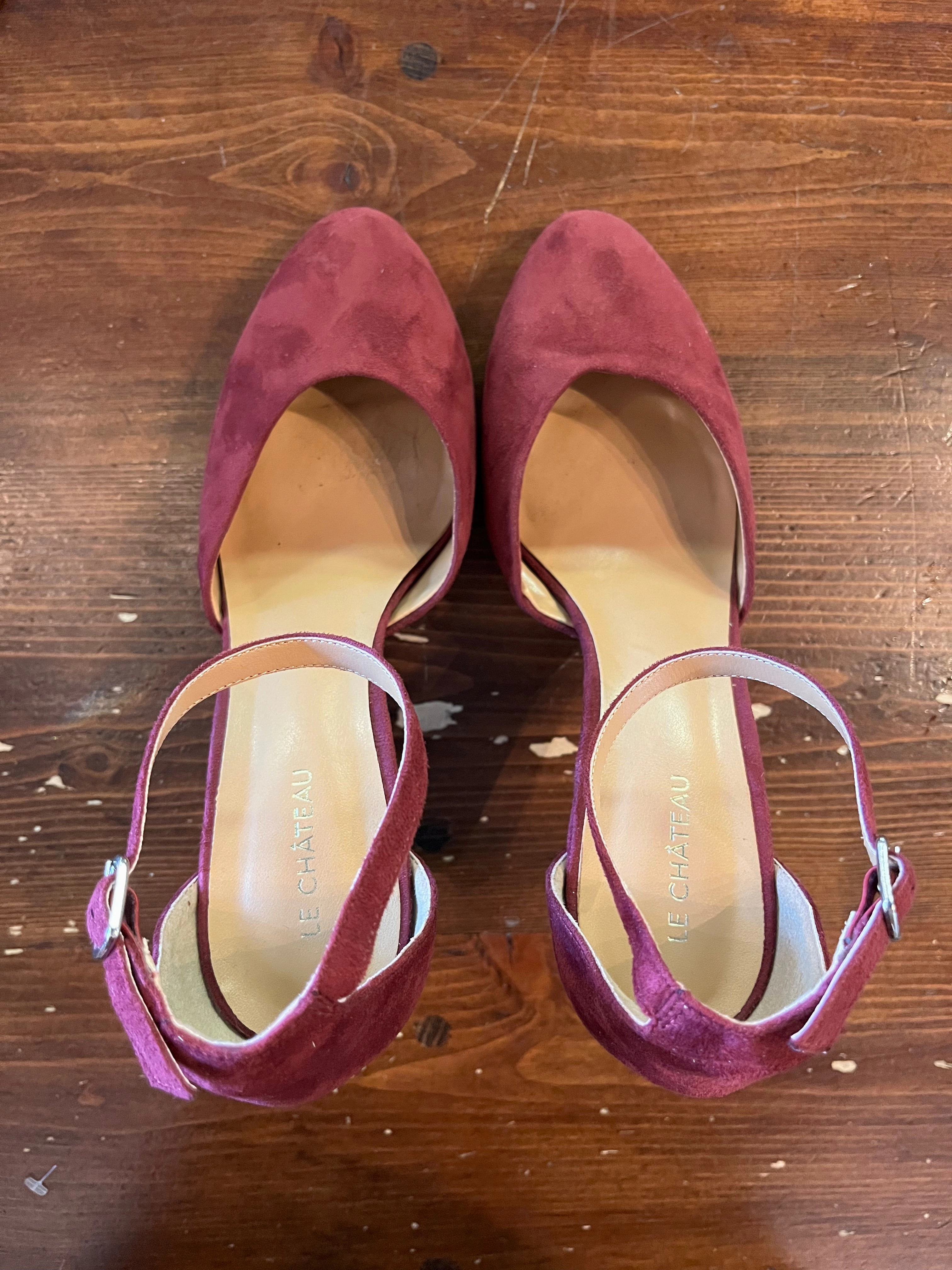 Le Chateau Burgundy High Heels (Size 10) High Heel Slippers