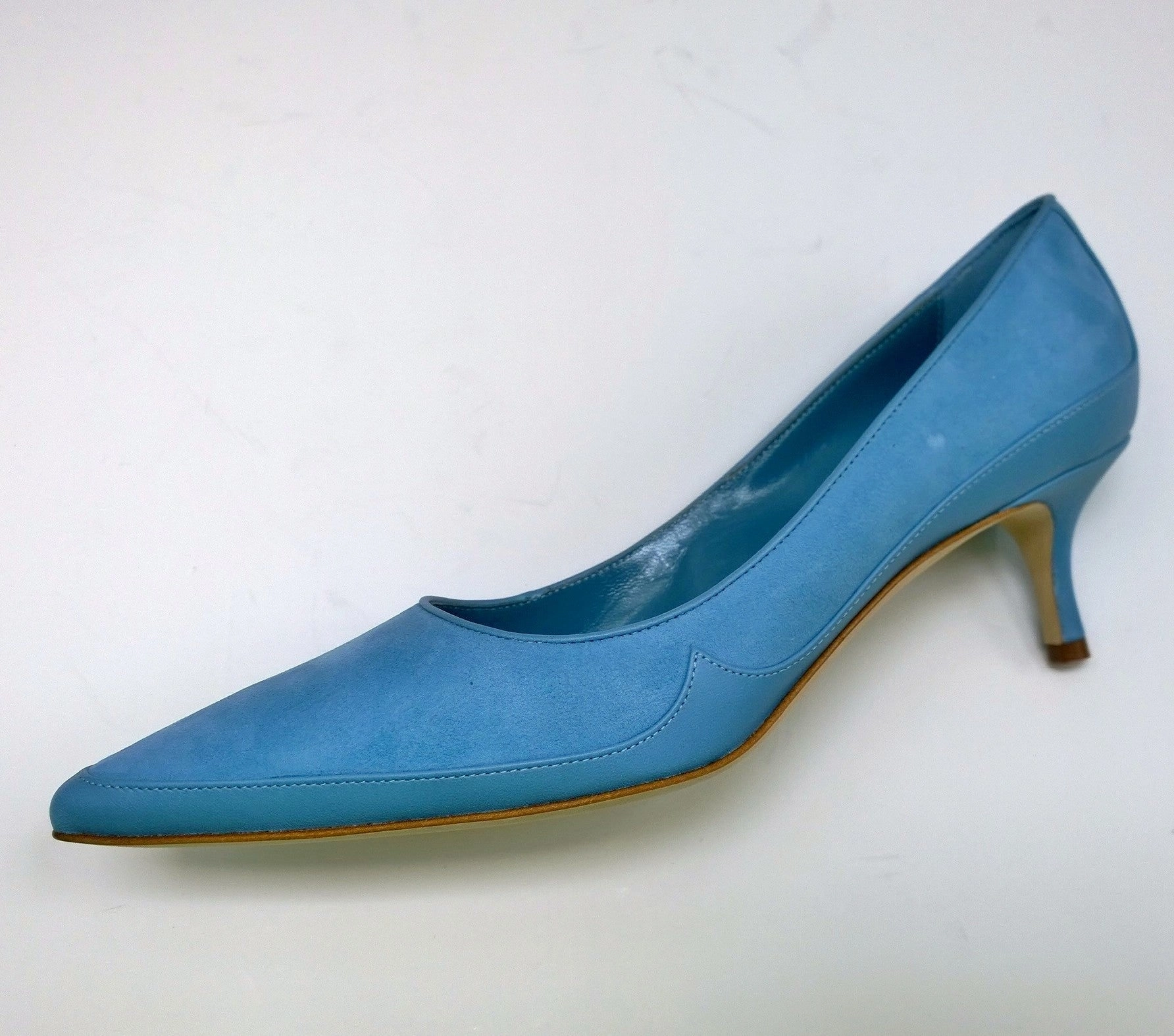Manolo Blahnik Axidiaso 50 Light Blue Leather and Suede Kitten Heels Amazon High Heels