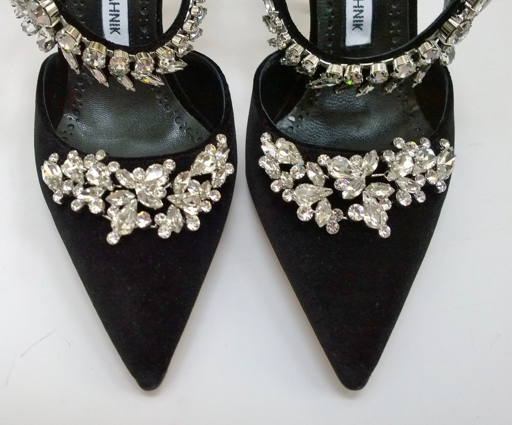6 Inch Platform High Heels Manolo Blahnik Lurum 90 Black Velvet Rhinestone Mules Heels