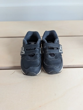 Interact Run Road Running Shoes New Balance Leather Running Shoes (6C)