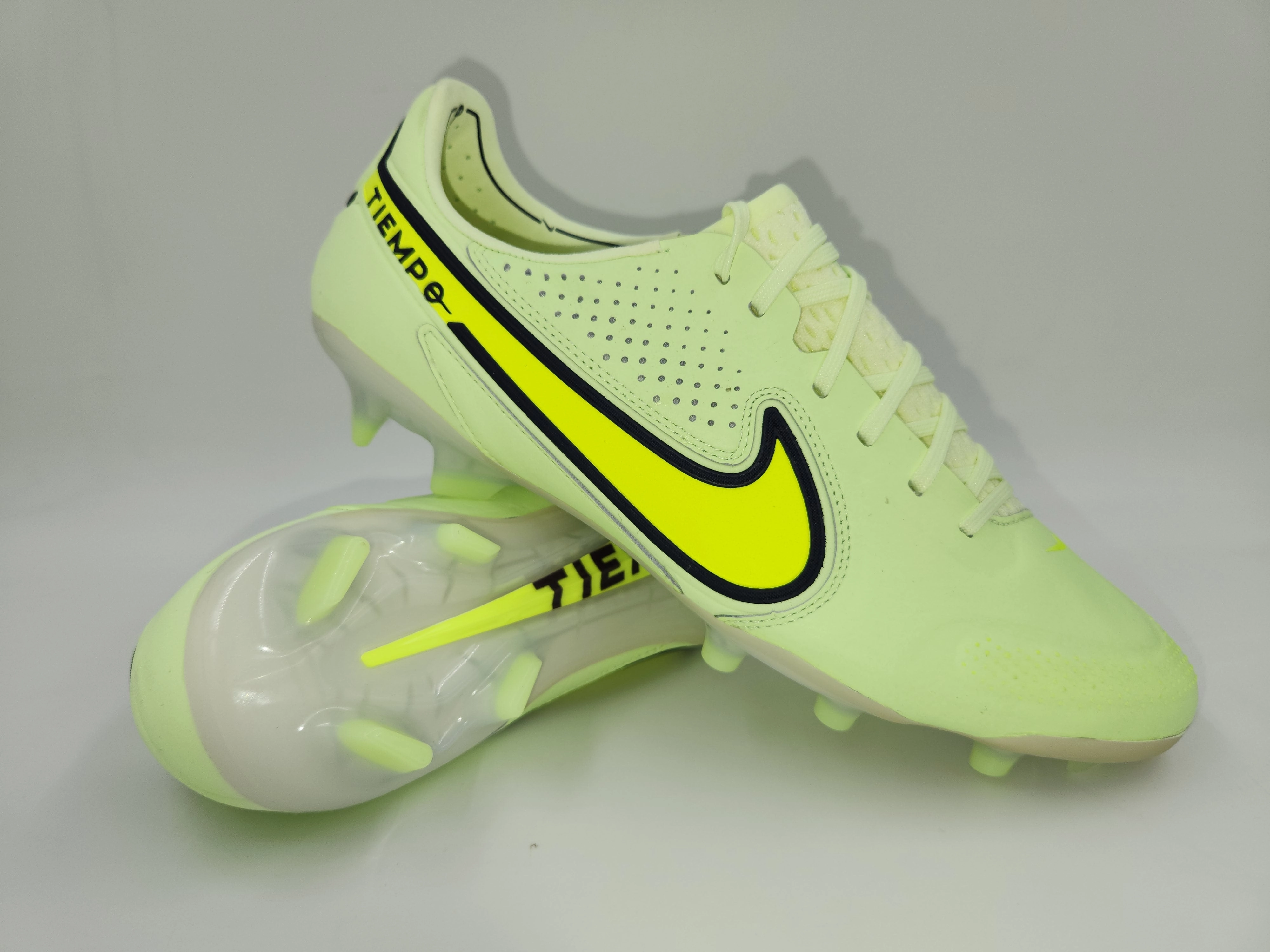 Nike Legend 9 Elite FG Green Yellow Nike Pegasus Premium Running Shoes