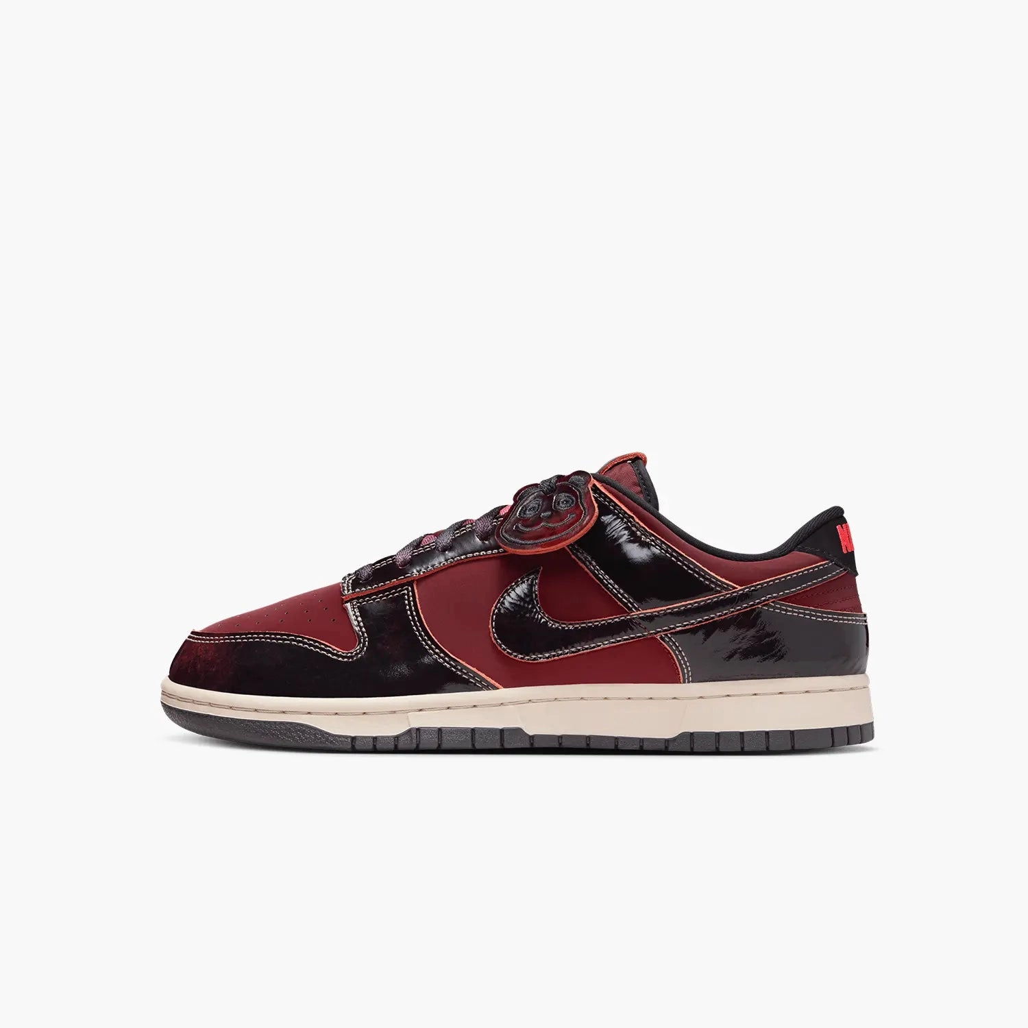 Men's Dunk Low Retro SE "Red Panda" Nike Court Vision Low Next Nature Casual Shoes
