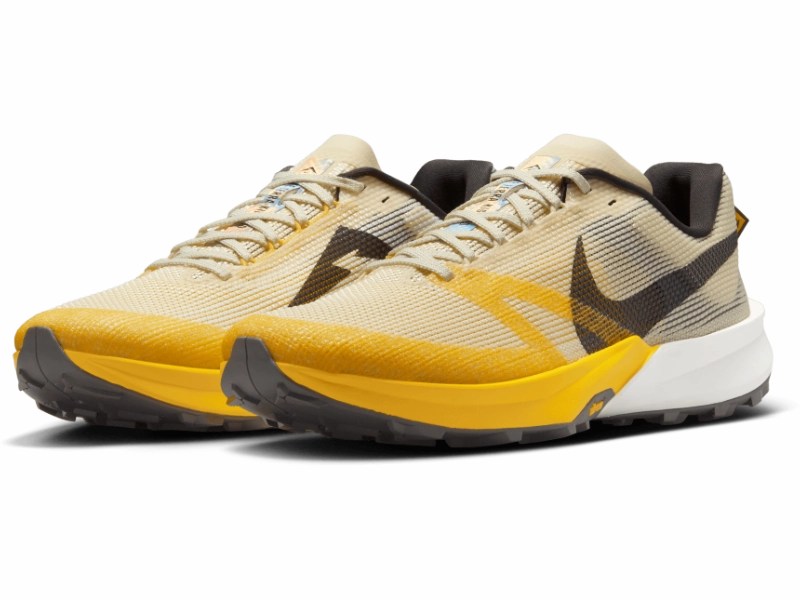 Nike Terra Kiger 10 - Unisex Lightweight Trail Runner Wide Toe Box Trail Running Shoes