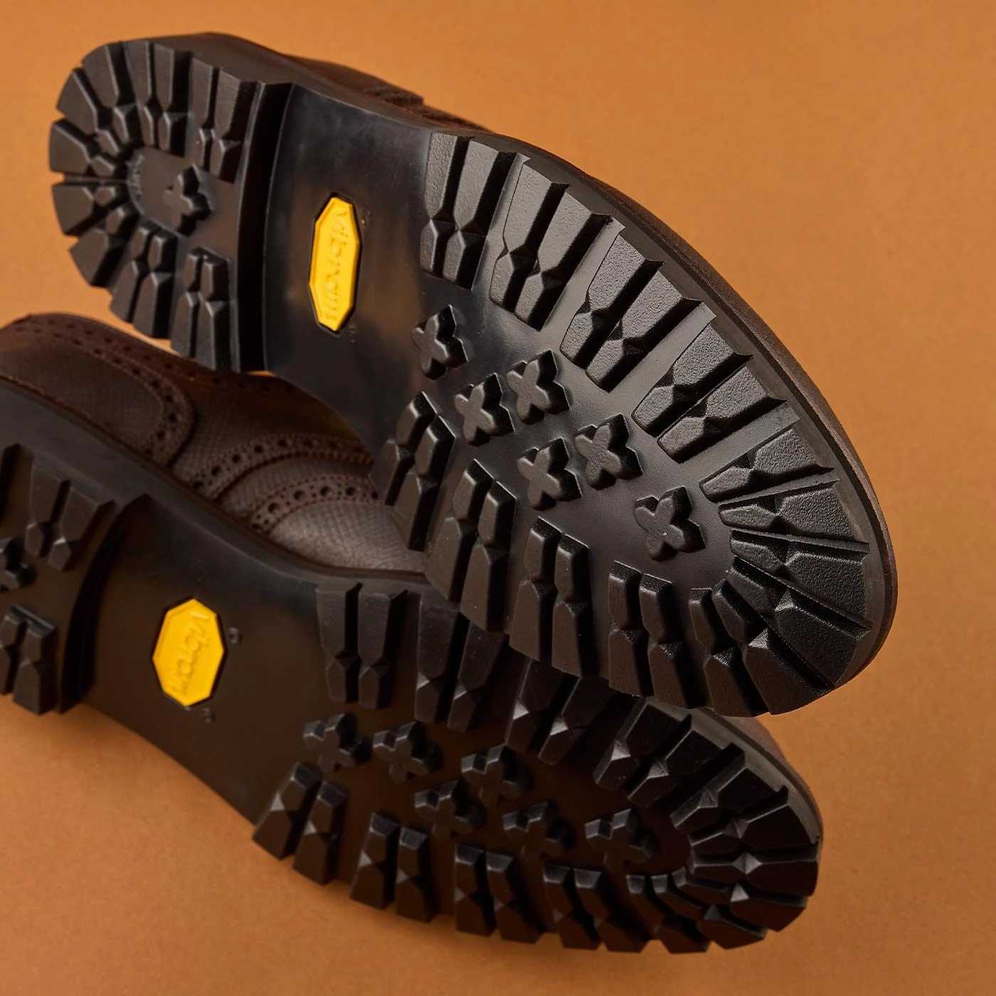 Pembroke Dark Brown Hatch Grain Rough-Out Suede Lace Up Shoes Without Tying Them