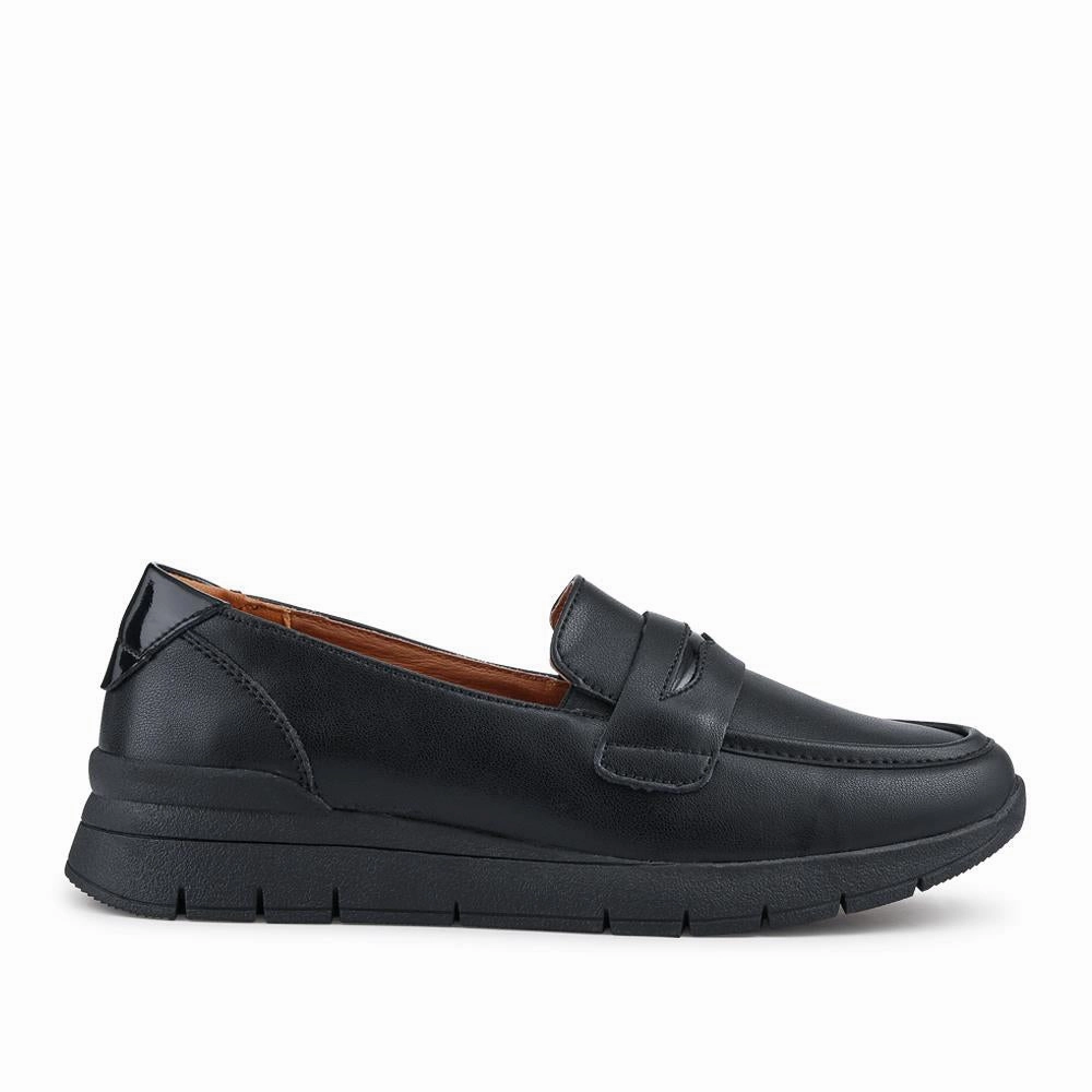 Heeled Leather Penny Loafers - BRK42010 / 328 370 - Black Penny Loafers Meaning