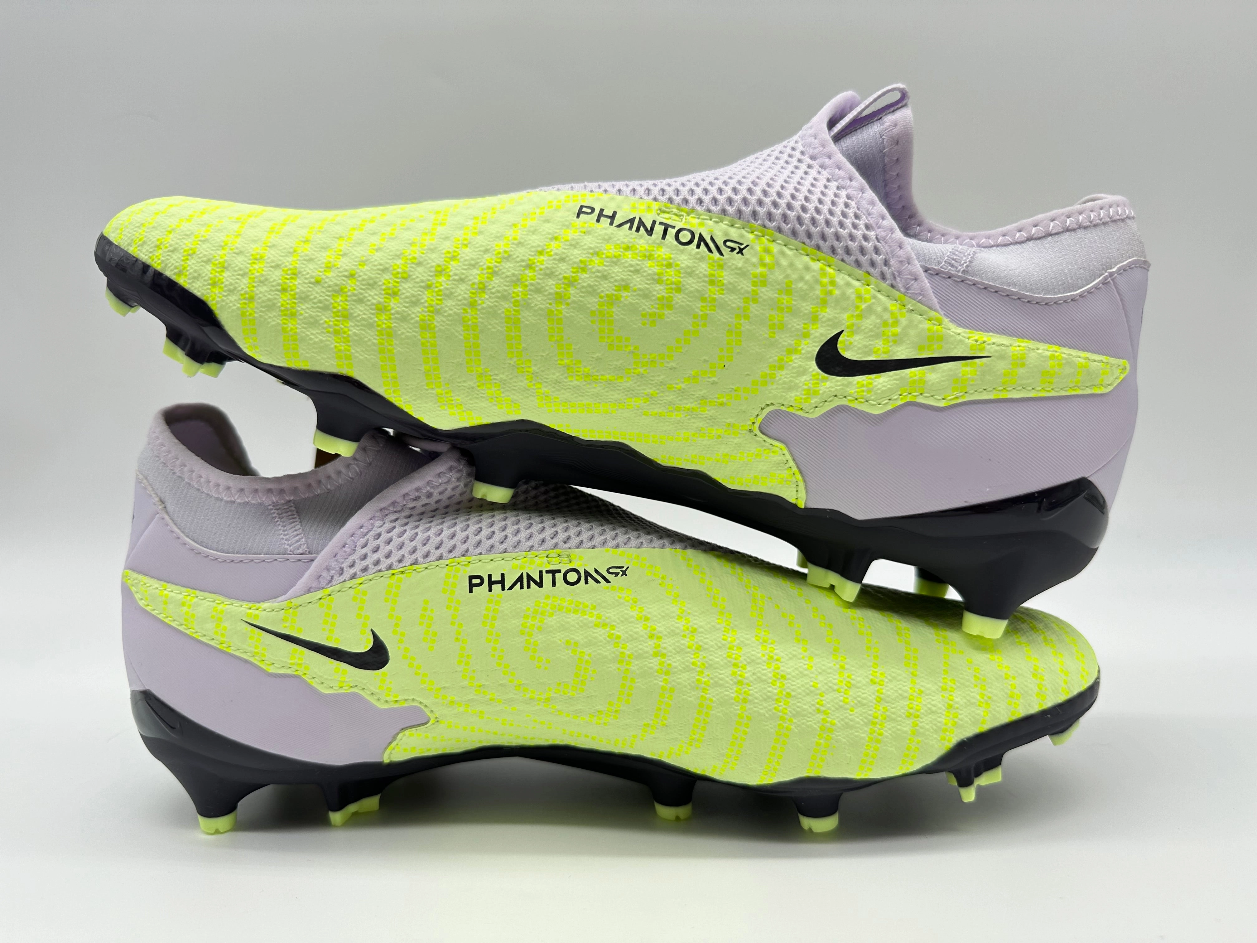 Nike Phantom GX Academy DF FG/MG Volt White Nike Shoes White