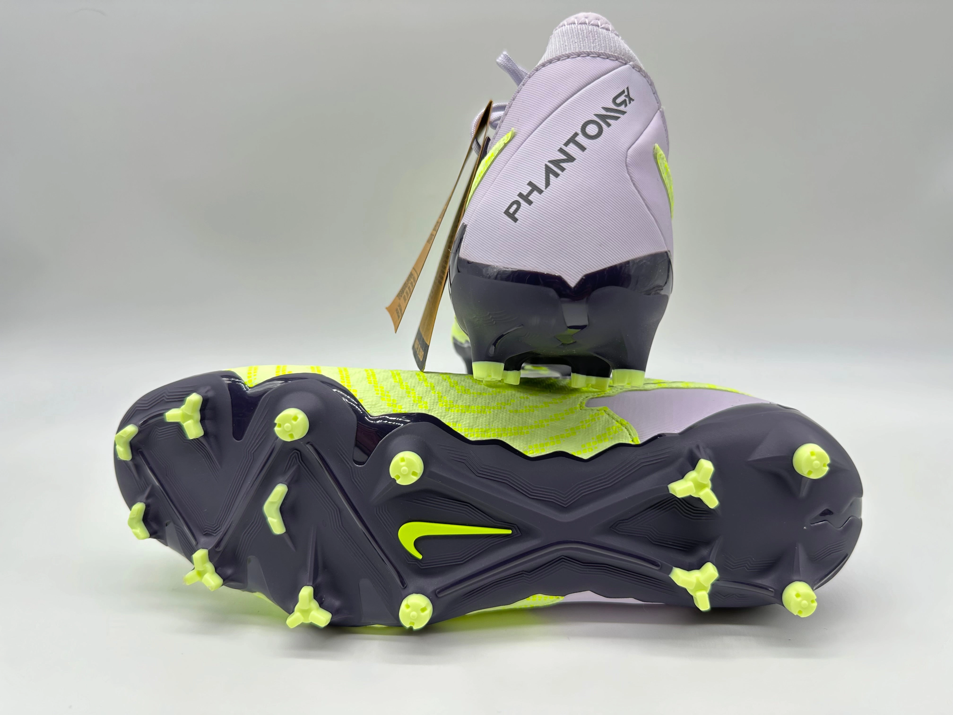 Nike Phantom GX Academy DF FG/MG Volt White Crystal Shoes Nike