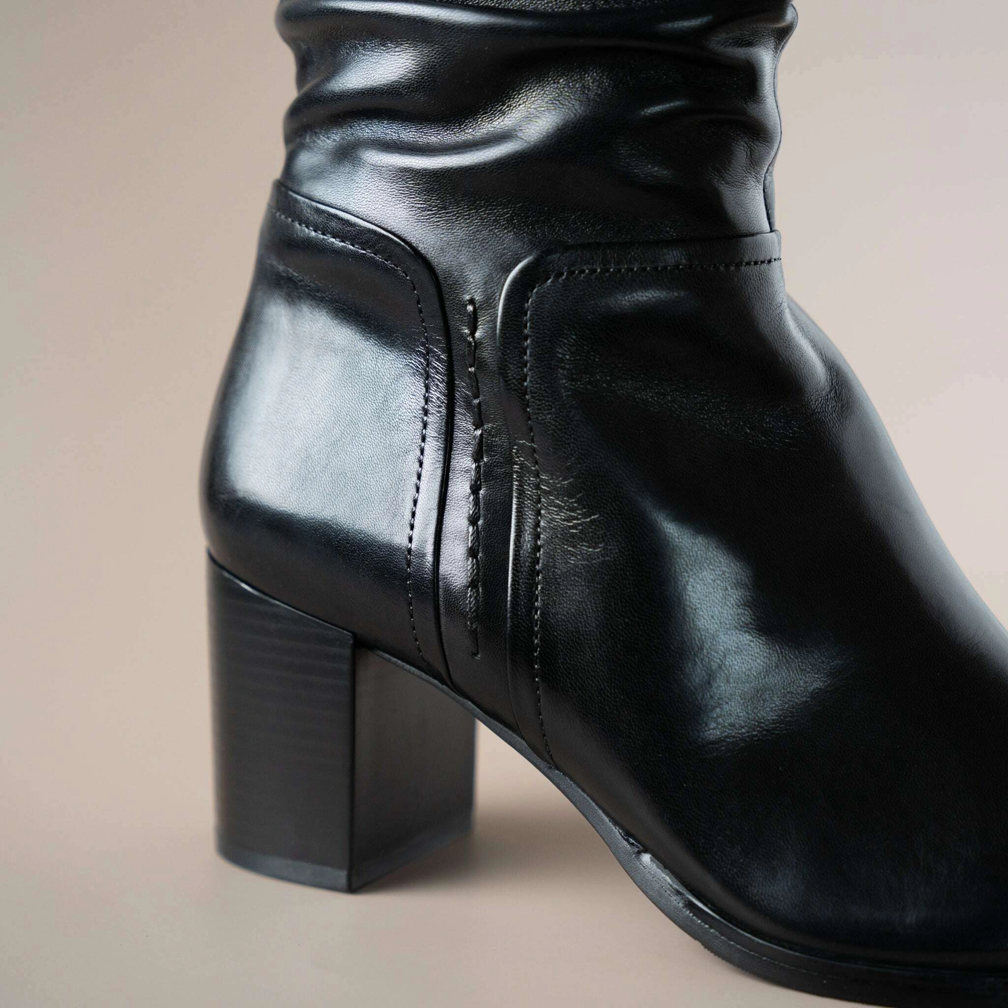 Chanel Boots Combat Regarde le Ciel - Joan