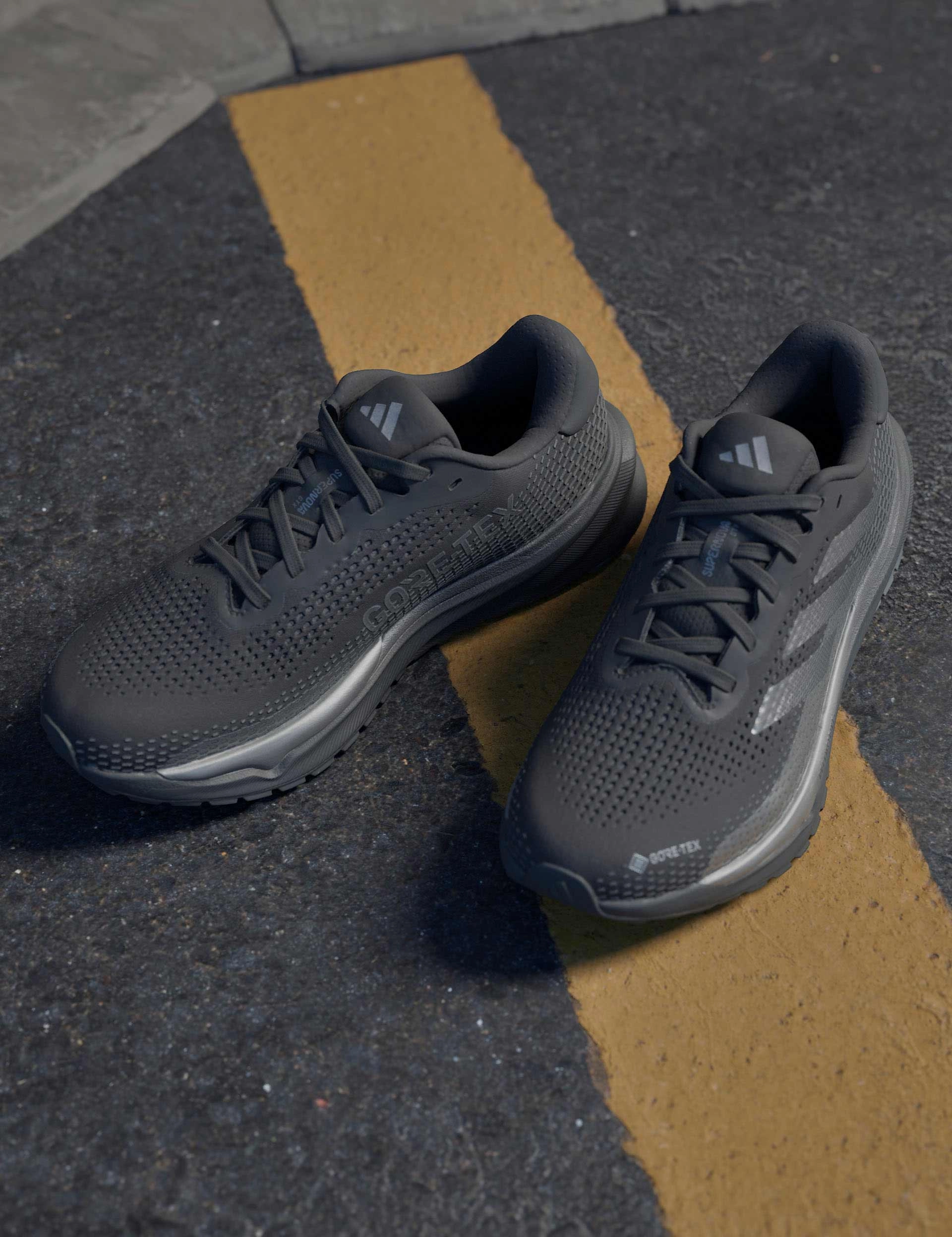 Supernova GORE-TEX Shoes - Core Black/Iron Metallic Adidas Foam Runner Shoes