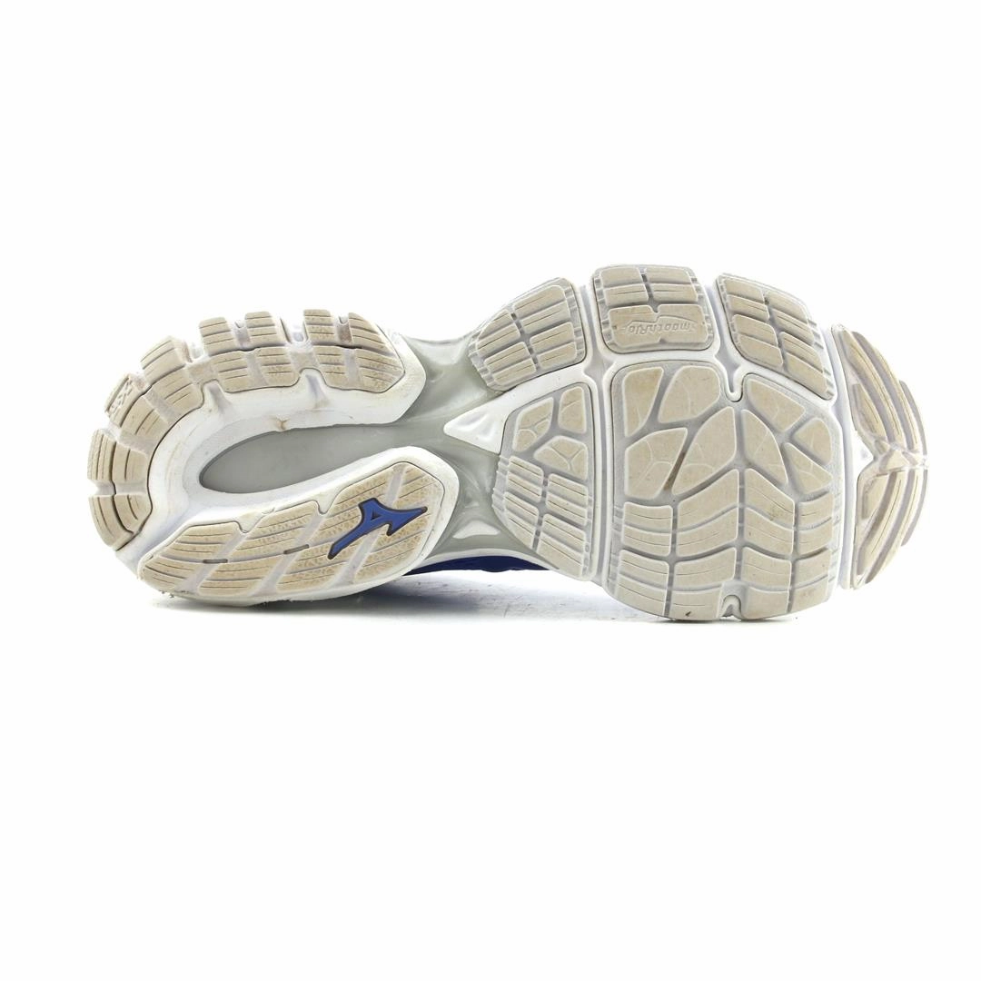 MIZUNO WAVE INSPIRE 16 Running Shoes Guide