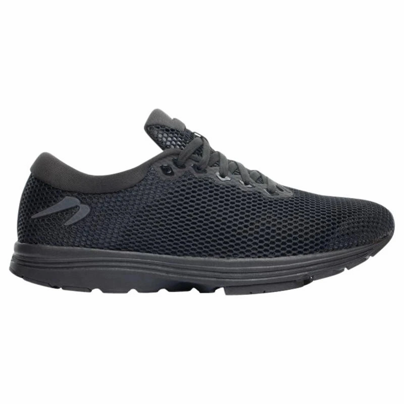 Women's Newton Running Catalyst, Black/Black, 5 B Medium Good Quality Running Shoes