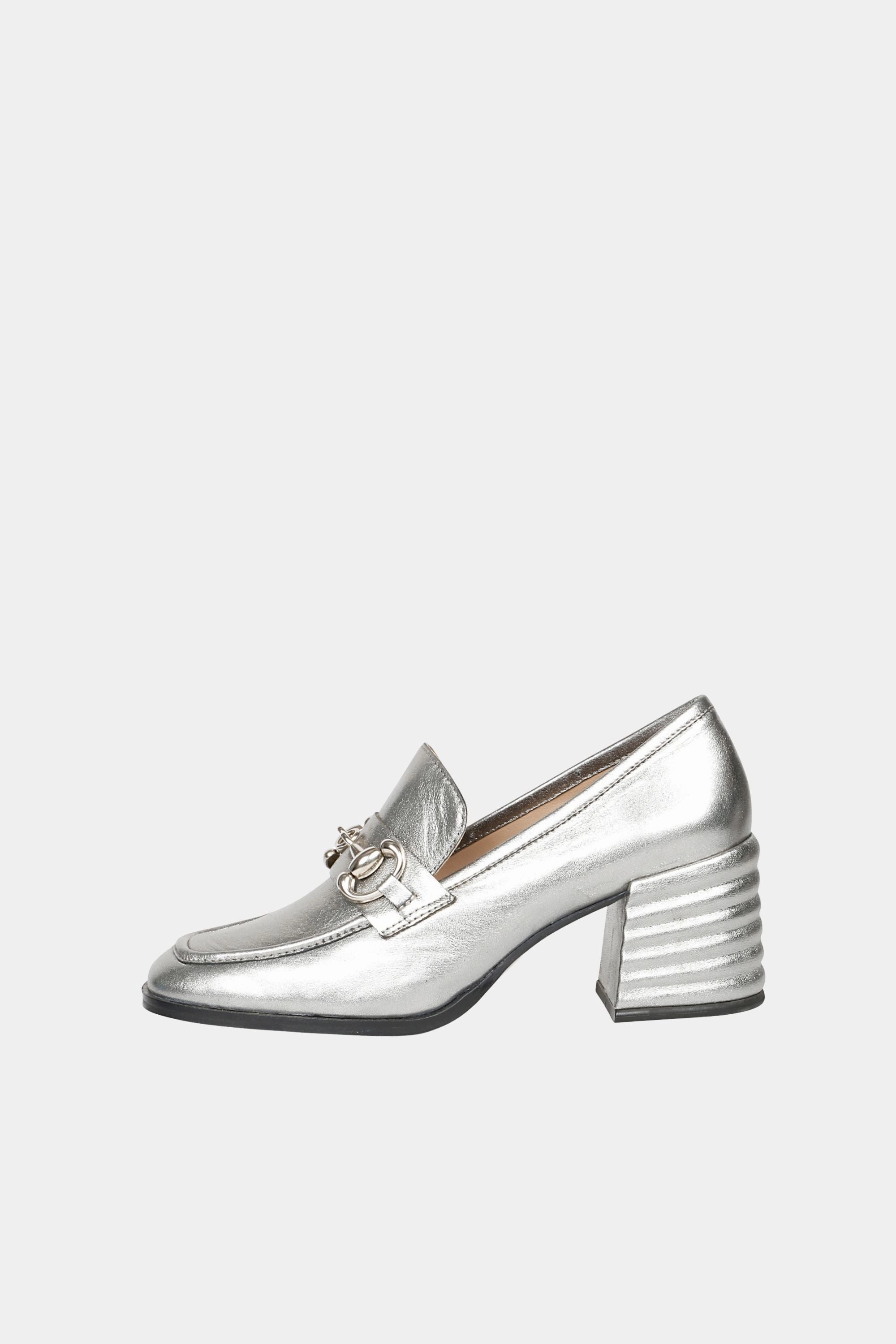 Saint G - Vera Metallic Heeled Loafers Footwear Wearing Loafers With A Suit