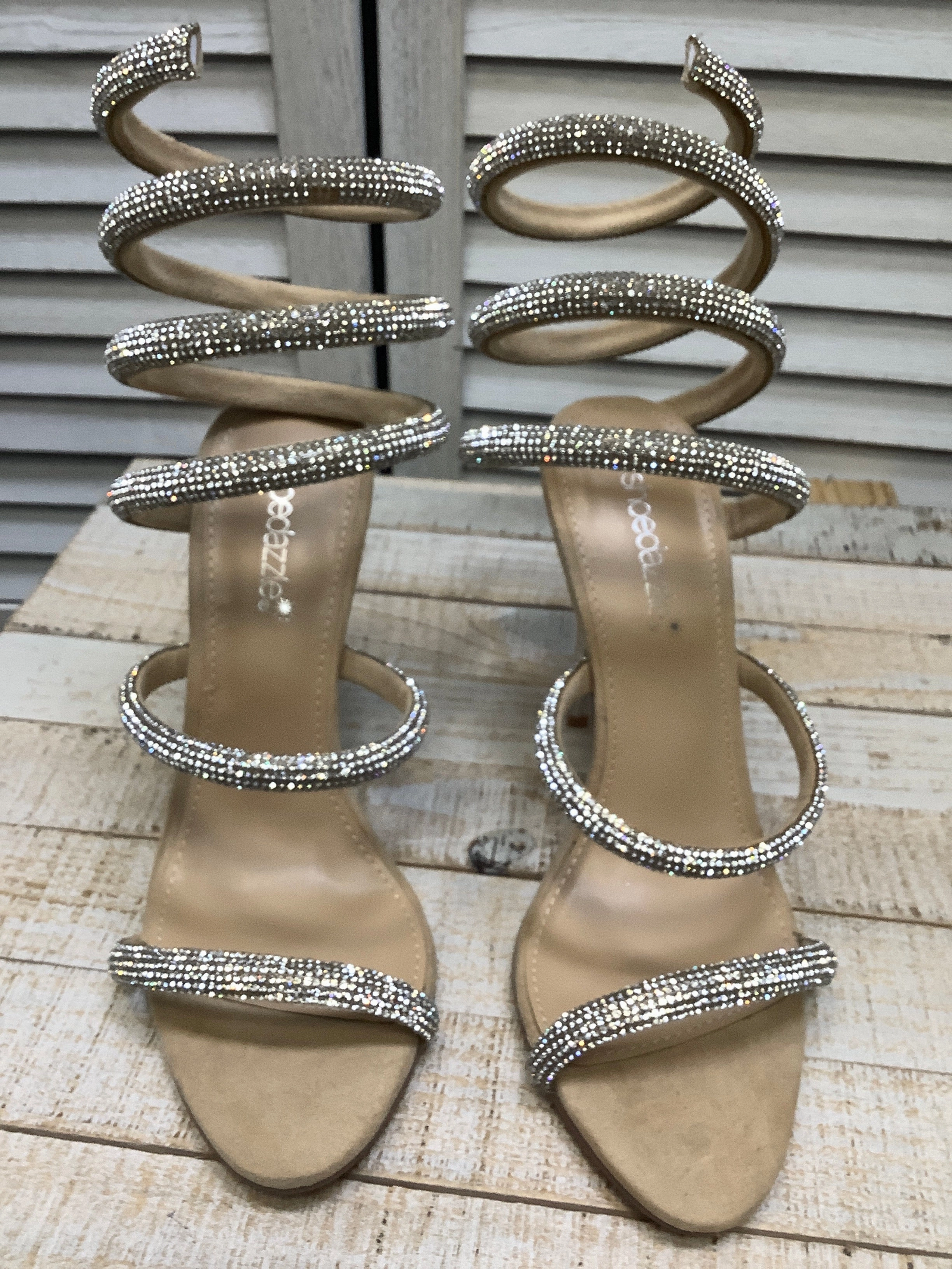Wallpaper High Heels Sandals Heels Stiletto By Shoedazzle In Silver, Size: 8.5
