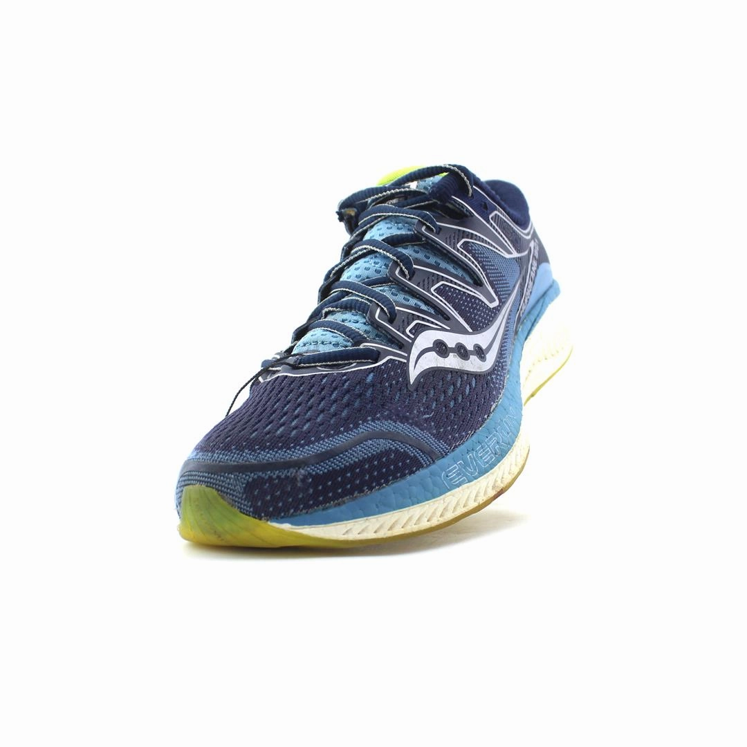 Running Shoes Comparison SAUCONY HURRICANE ISO 5