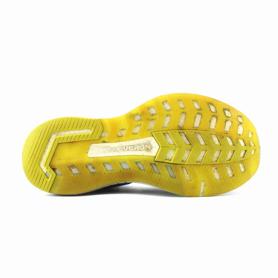 SAUCONY HURRICANE ISO 5 Running Shoes For Foot Problems