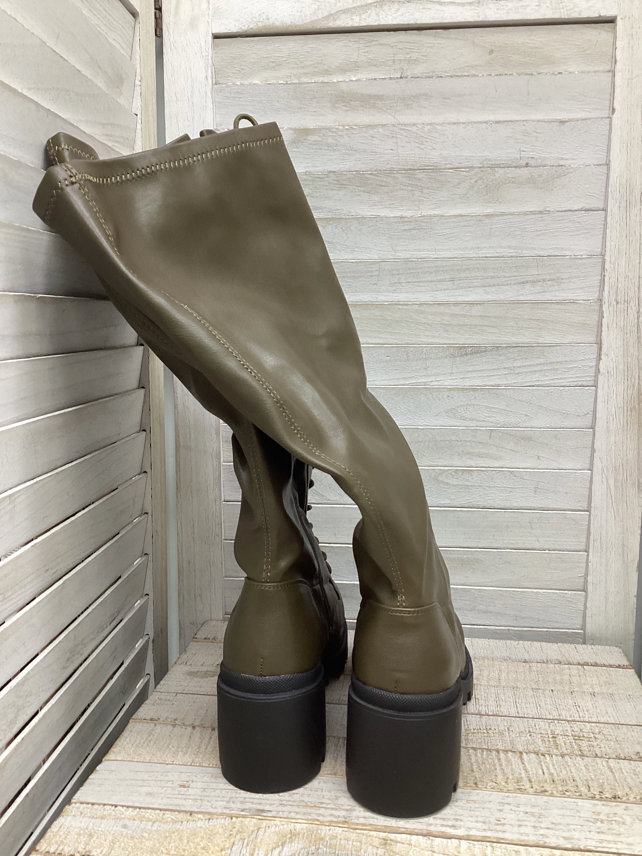 Older Woman In High Heels Boots Mid-calf Heels By Shoedazzle In Green, Size: 10