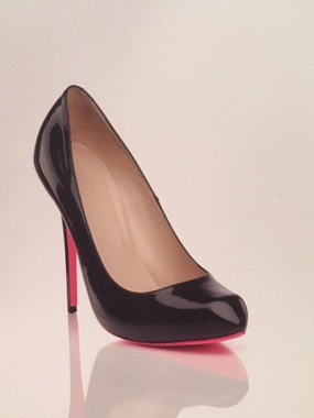Original Alexander McQueen - Black Heart Shaped Toe High Heels with Pink Sole - IT 38 1/2 Inserts For High Heels