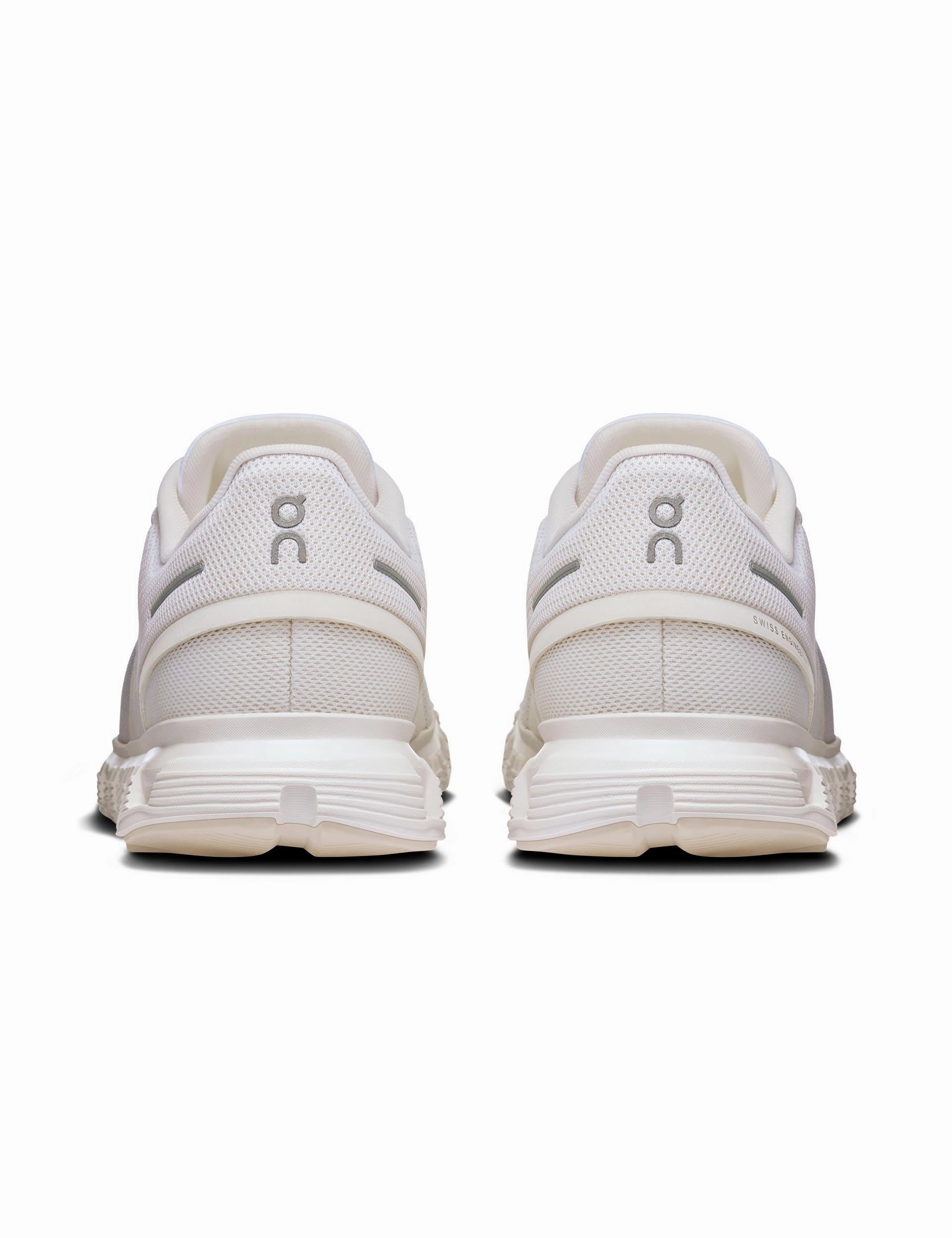 Cloud 6 - White Soccer Running Shoes