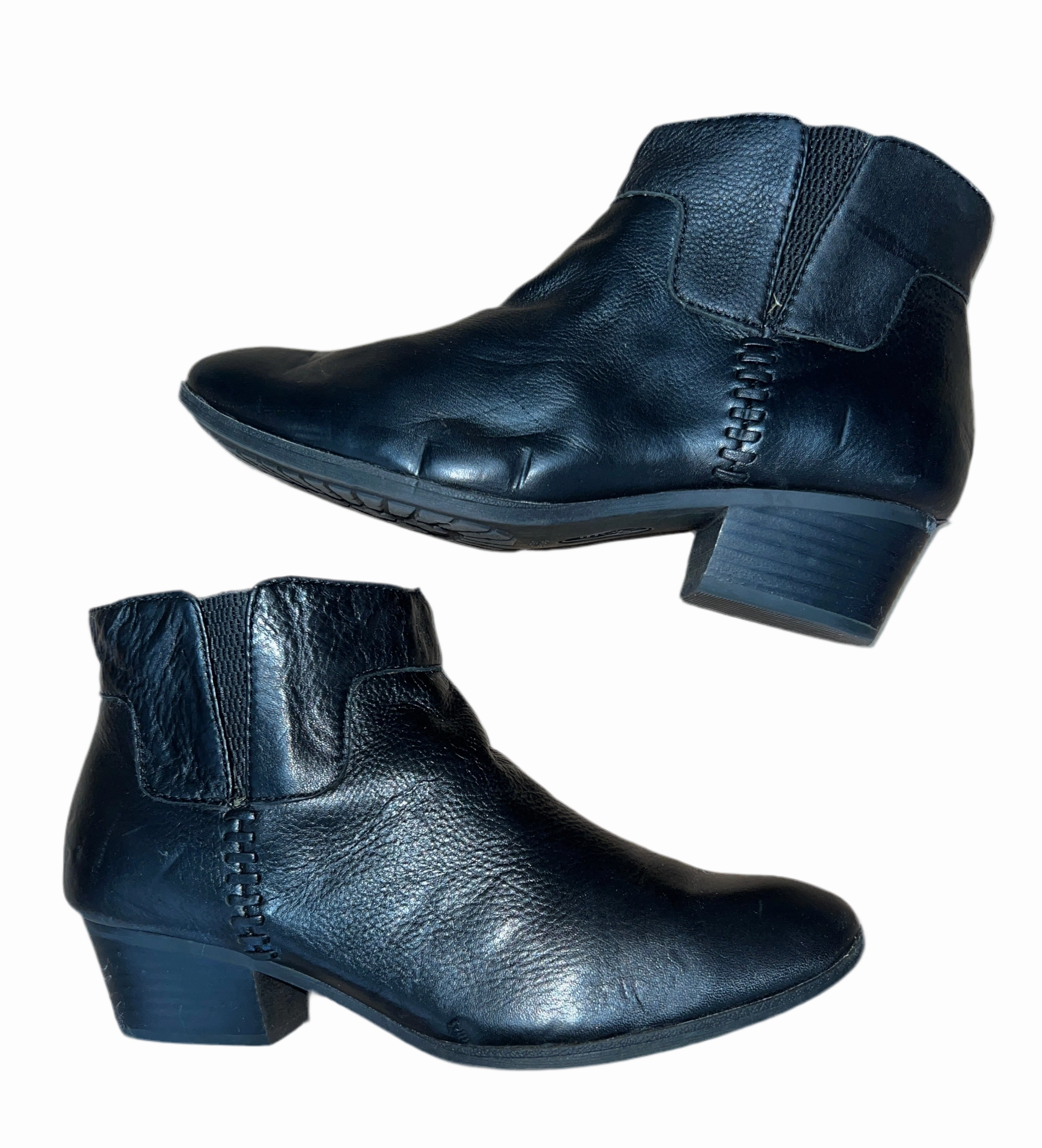 Heeled Ankle Boots With Buckles SOFFT Women's Parveen Ankle Bootie 8M black leather