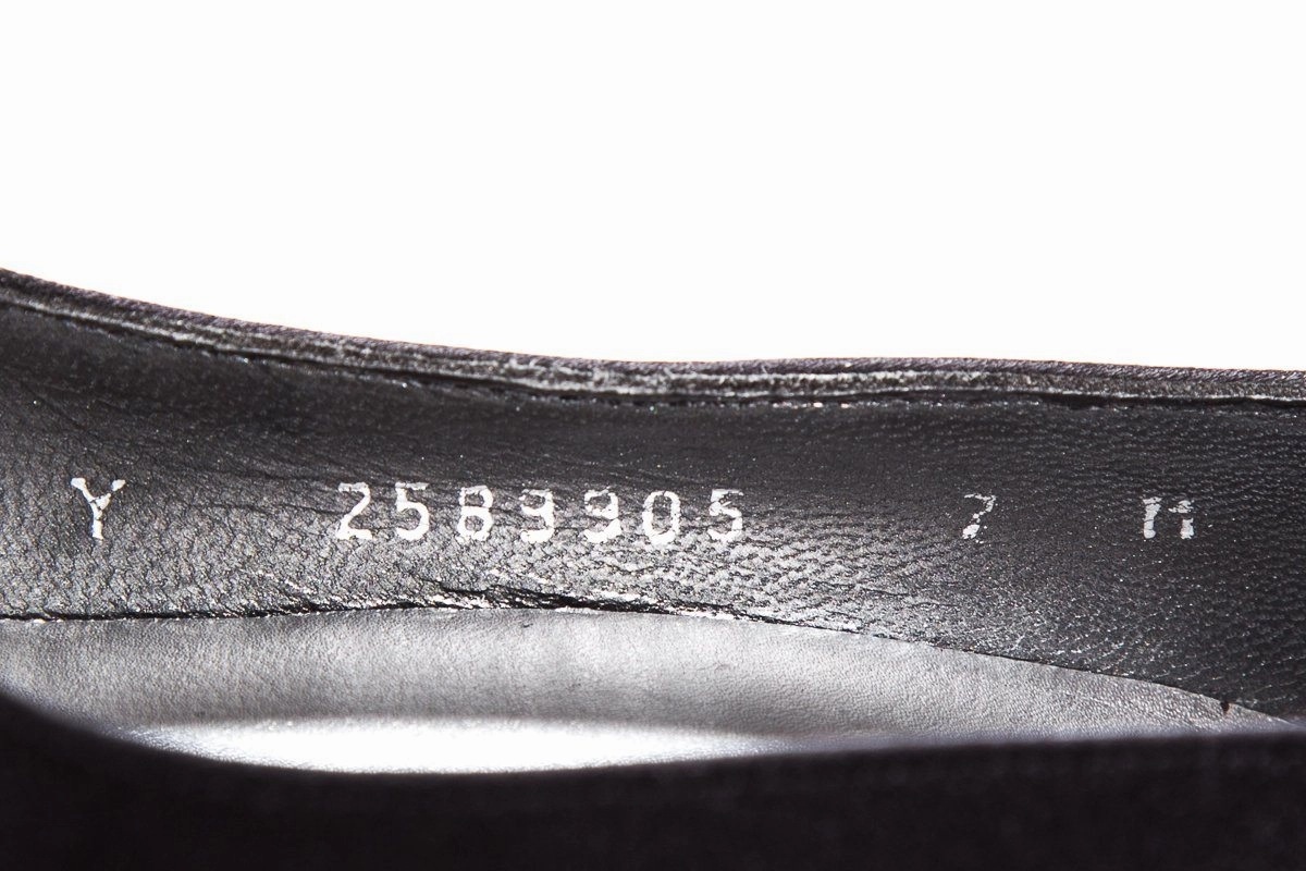 Painting High Heels Stuart Weitzman Black Satin Peep Toe Heels SZ 7