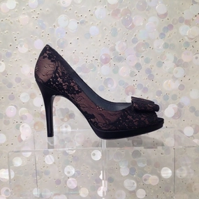 High Heels Dangle STUART WEITZMAN Lace/ Bow Embellished Peep Toe Heels